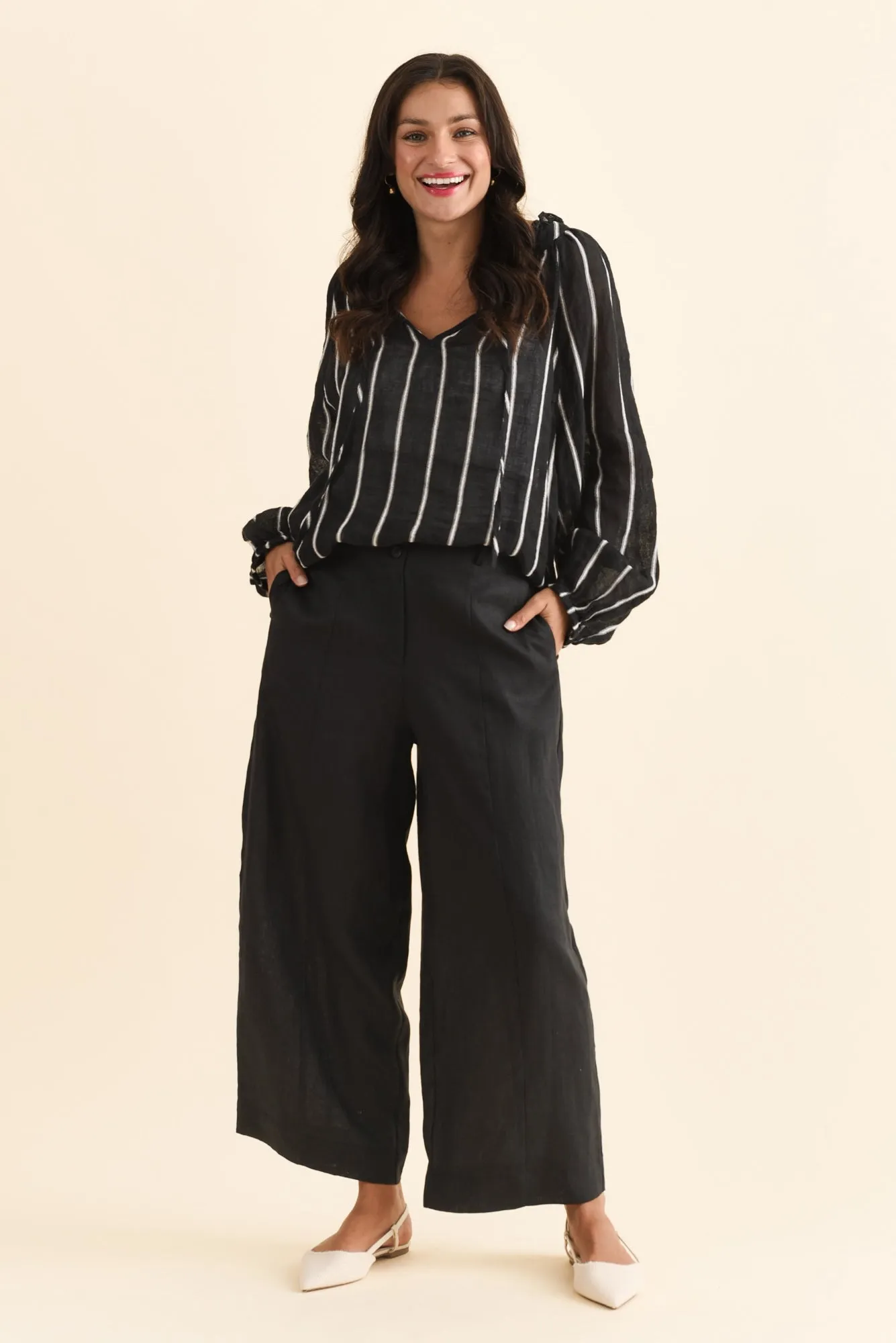 Keegan Black Linen Pocket Pants sold by Blue Bungalow product image thumbnail 2