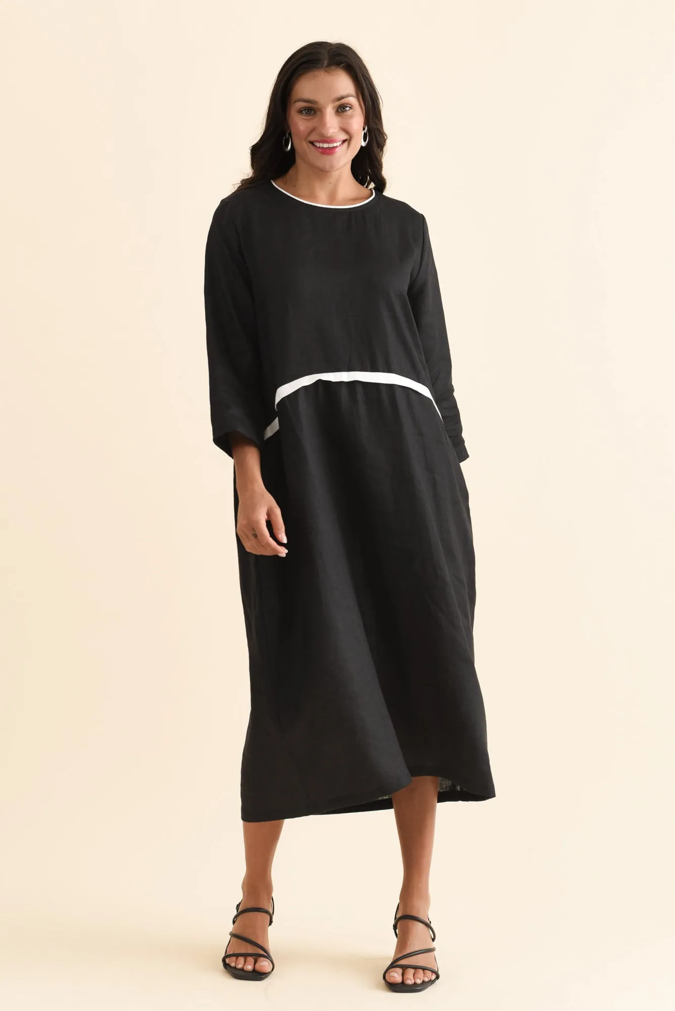 Mariam Black Contrast Linen Dress sold by Blue Bungalow product image thumbnail 2