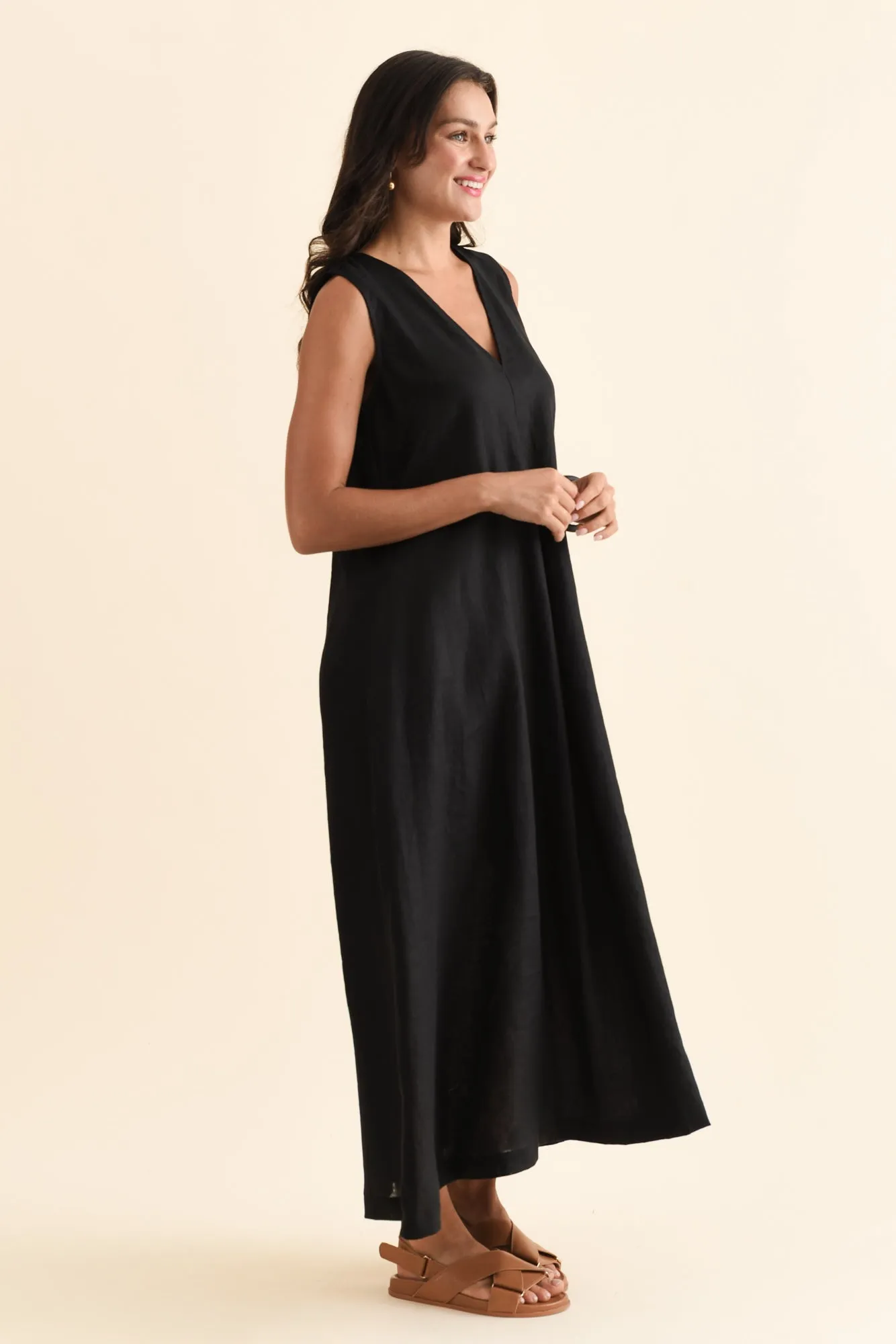 Phoebe Black Linen Midi Dress sold by Blue Bungalow product image thumbnail 3