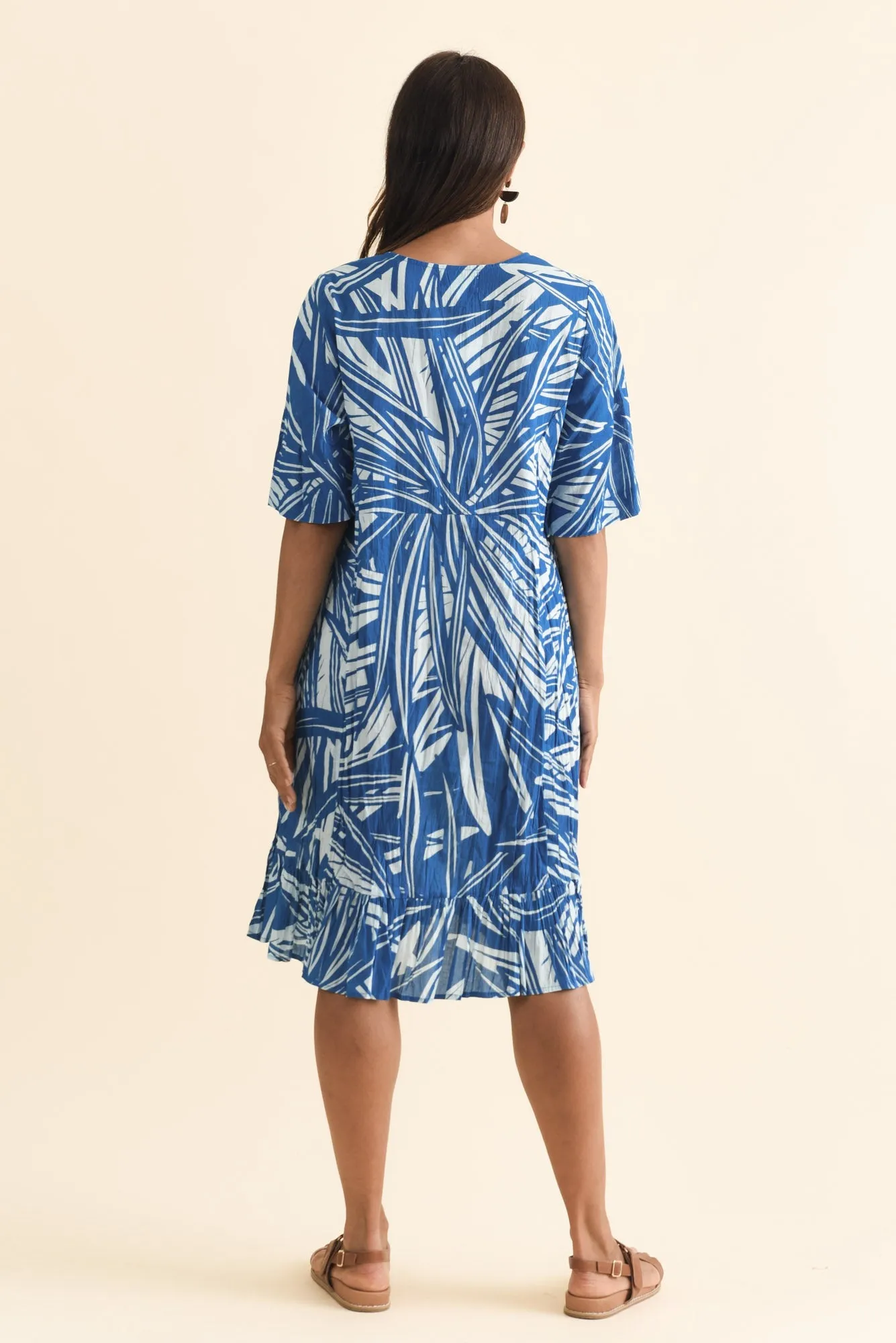 Mila Blue Leaf Crinkle Cotton Dress sold by Blue Bungalow product image thumbnail 4