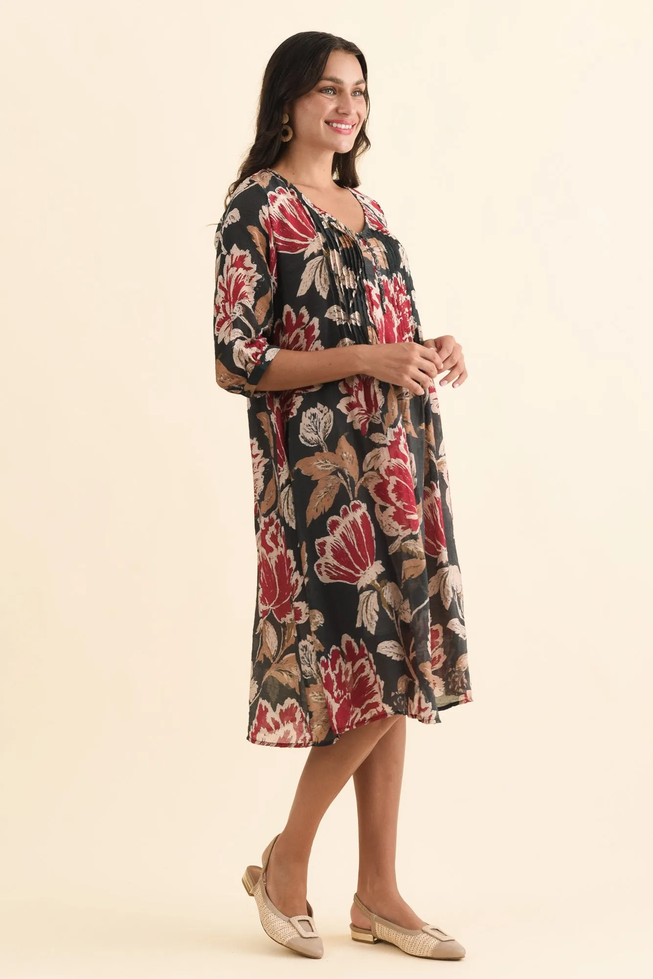 Arcadia Green Floral Button Dress sold by Blue Bungalow product image thumbnail 3
