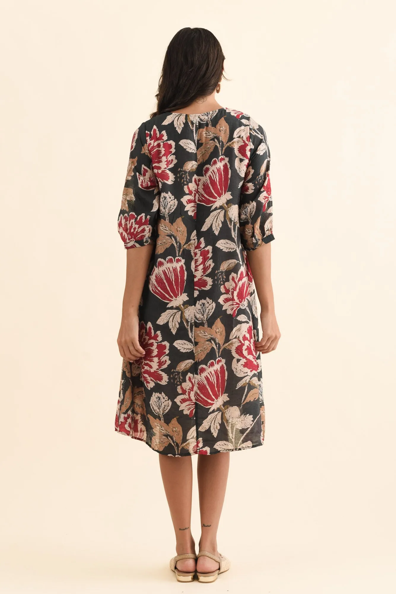 Arcadia Green Floral Button Dress sold by Blue Bungalow product image thumbnail 4