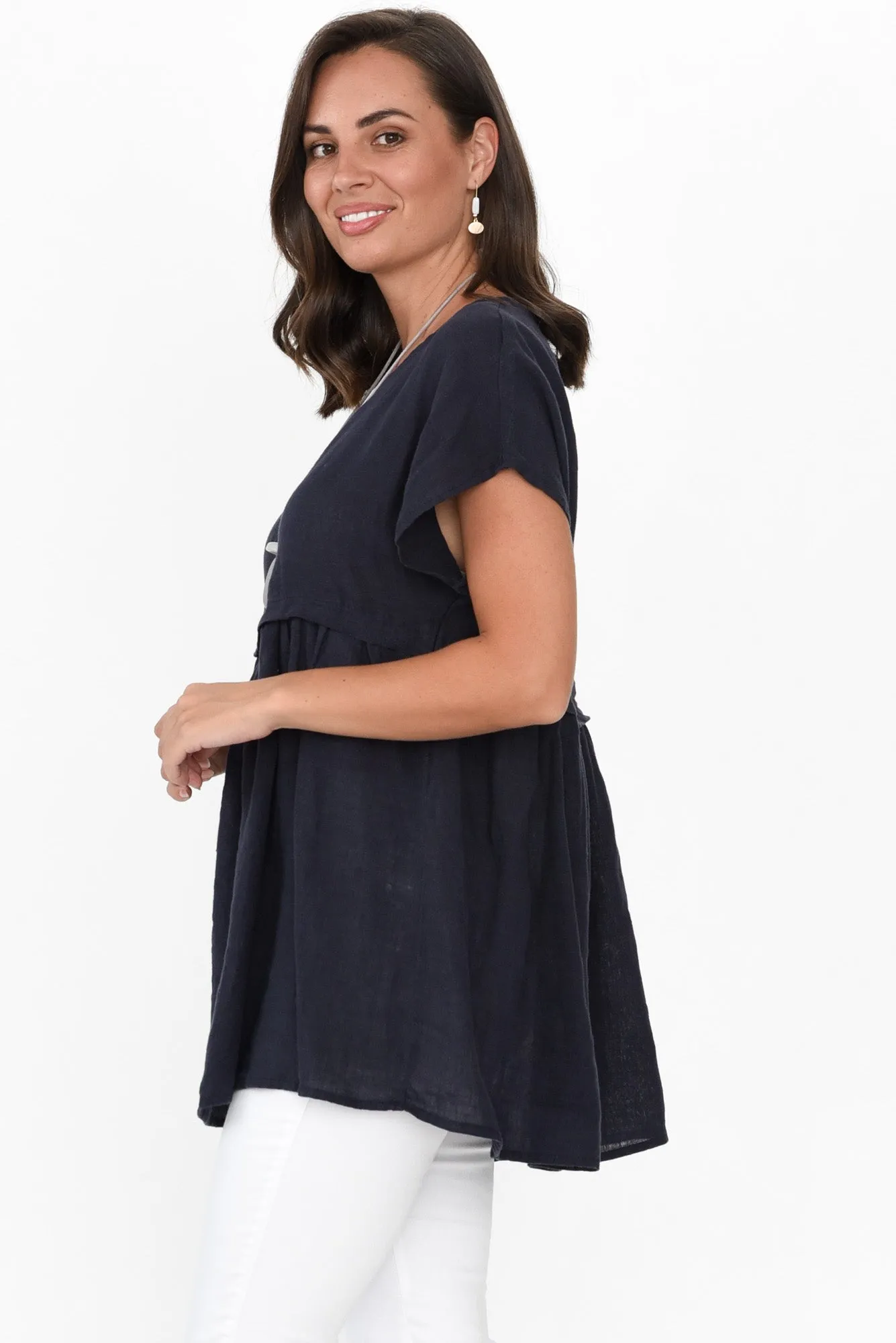 Elden Navy Linen Top sold by Blue Bungalow product image thumbnail 4