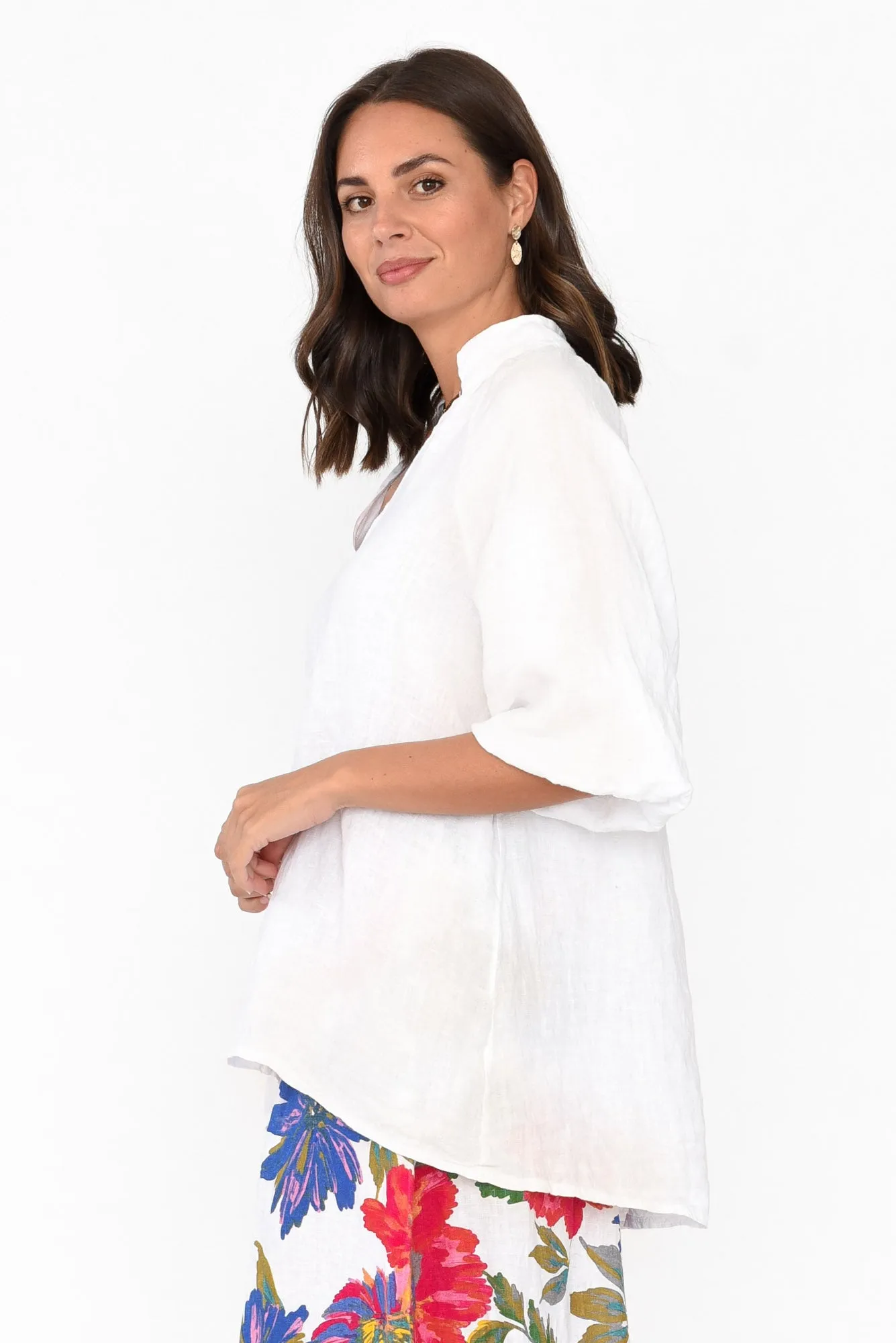 Hiram White Linen Top sold by Blue Bungalow product image thumbnail 3