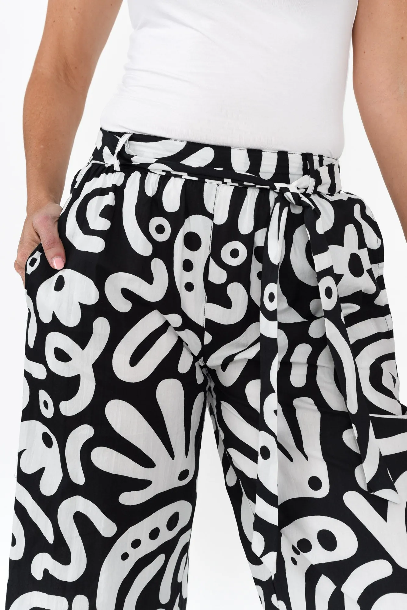 Silis Black Geo Cotton Pants sold by Blue Bungalow product image thumbnail 5