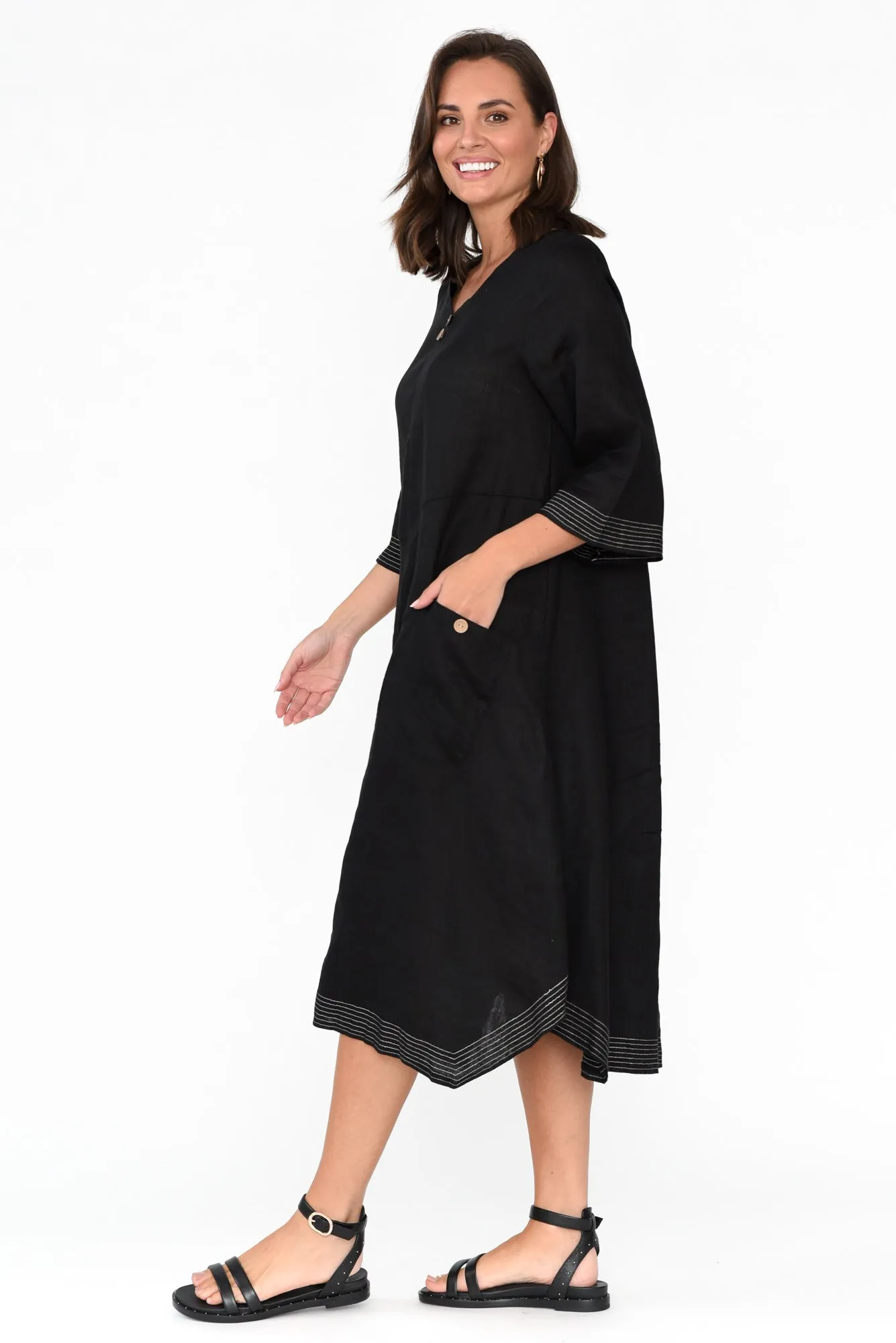 Lolita Black Linen Pocket Dress sold by Blue Bungalow product image thumbnail 4