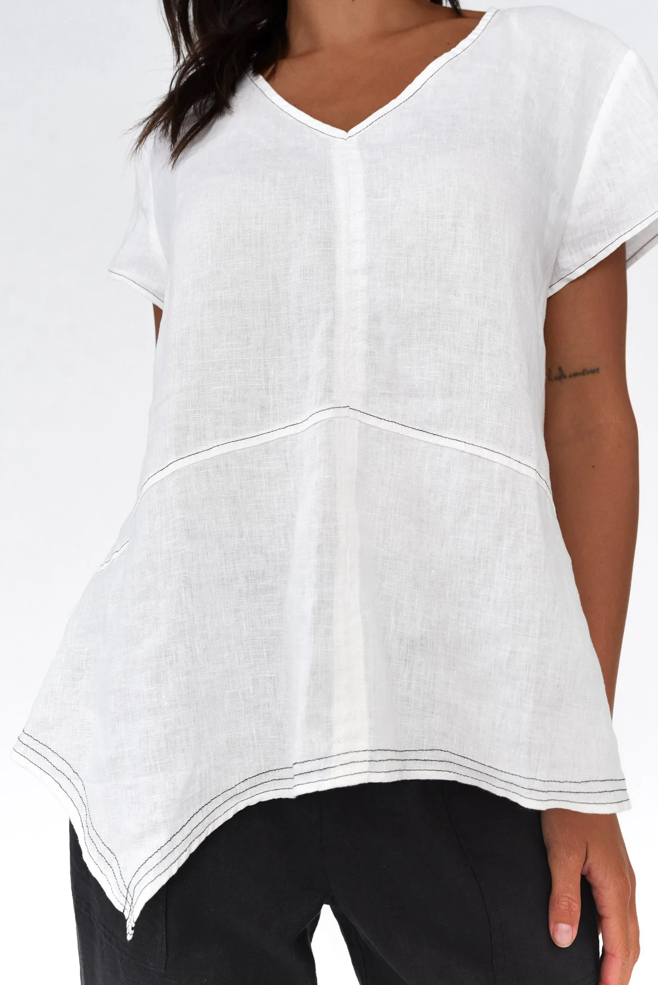 Lindy White Linen V Neck Top sold by Blue Bungalow product image thumbnail 5