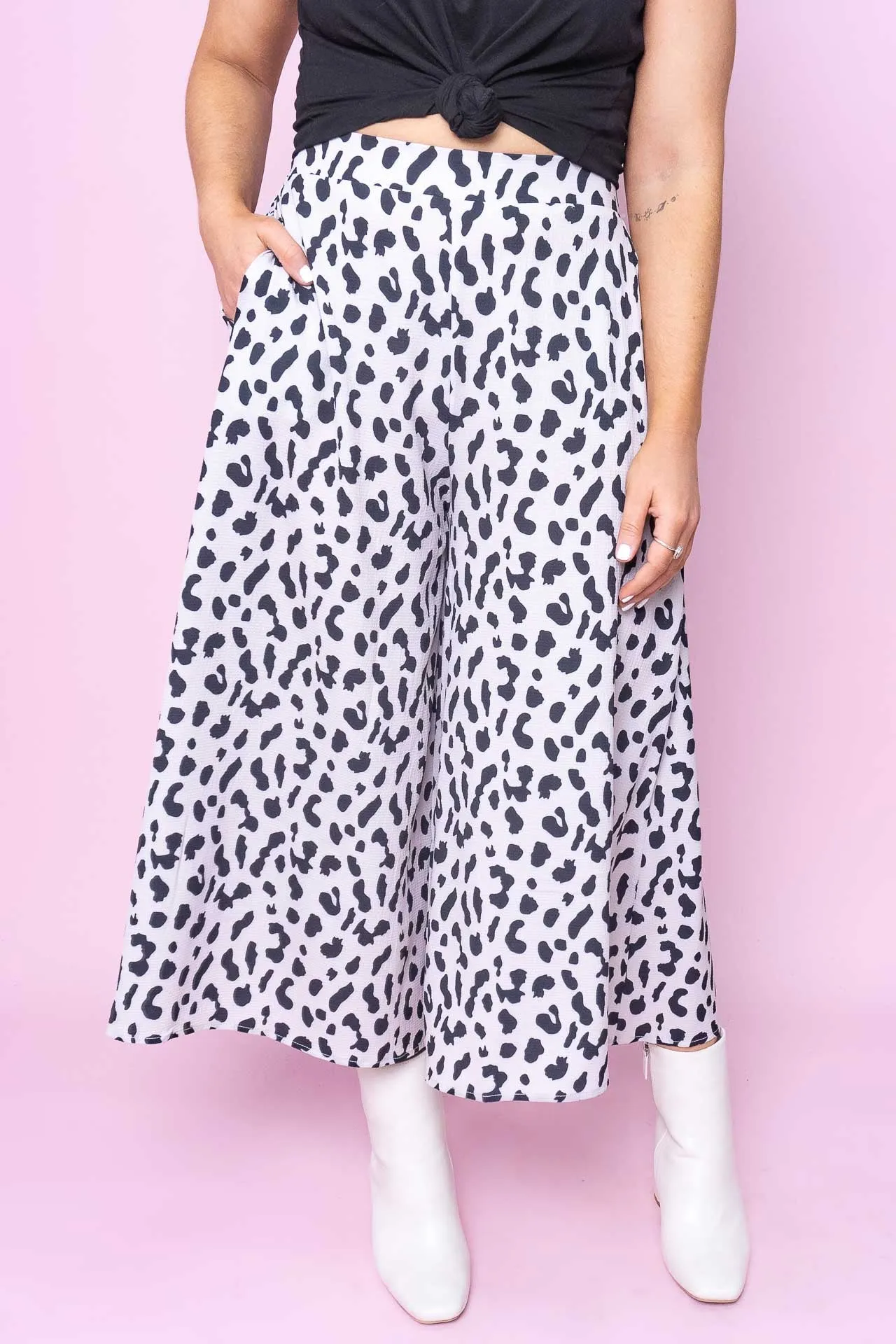 Carla Pants in Beige sold by Always Alice product image thumbnail 2