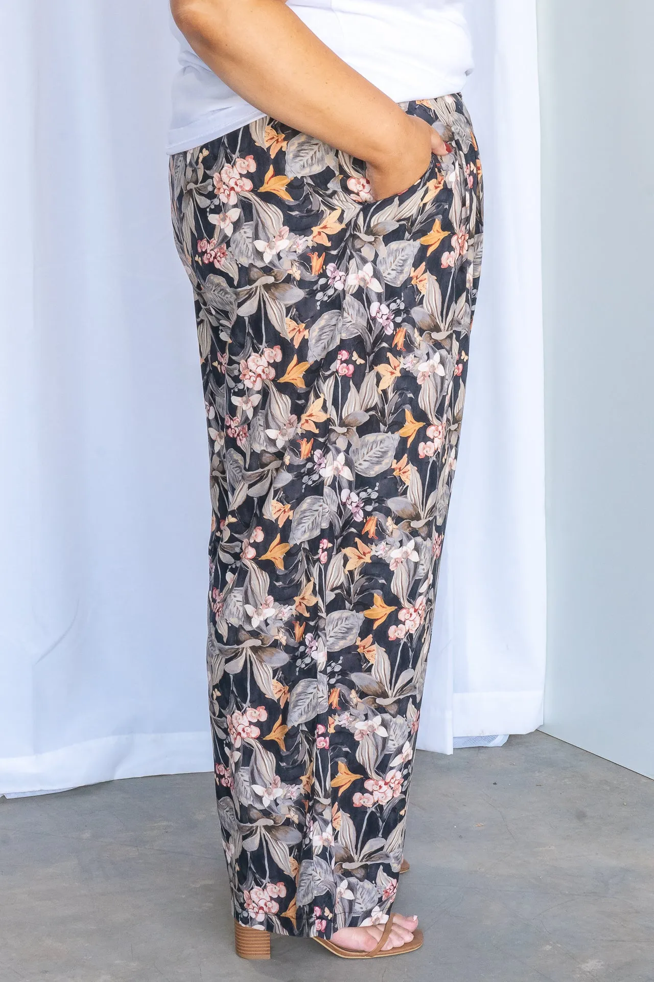 Ursula Pants in Black sold by Always Alice product image thumbnail 5