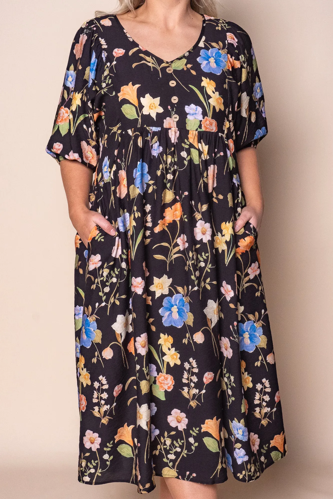 Anna Midi Dress in Black sold by Always Alice product image thumbnail 3