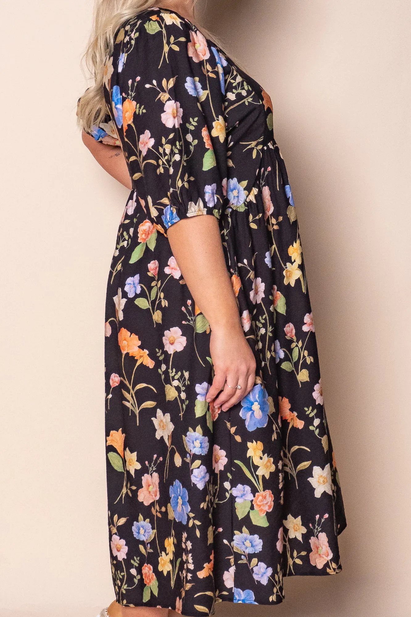 Anna Midi Dress in Black sold by Always Alice product image thumbnail 5