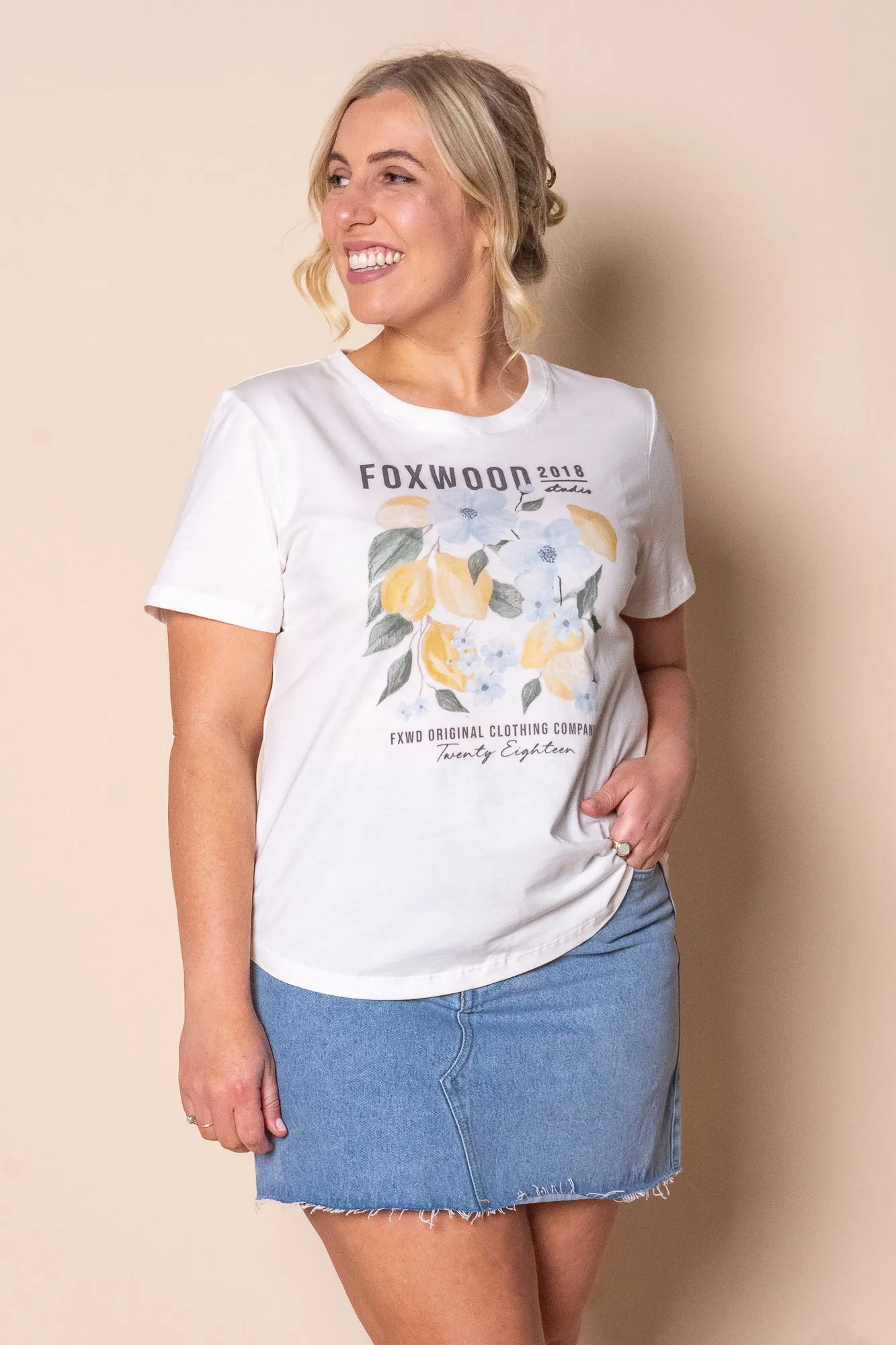 Limoncello Tee in Vintage White - Foxwood sold by Always Alice