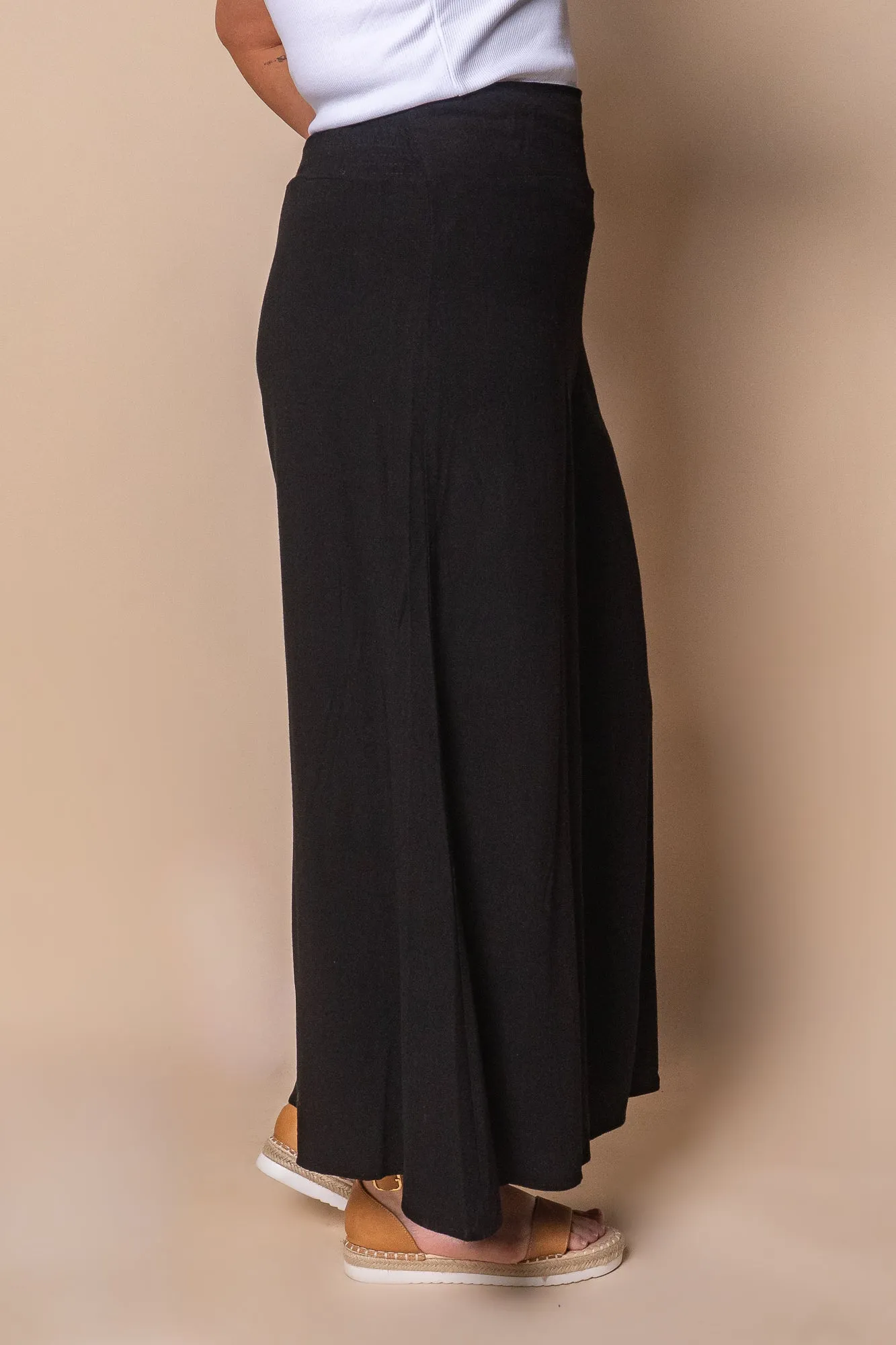 Gisele Wide-Legged Pants in Black sold by Always Alice product image thumbnail 3