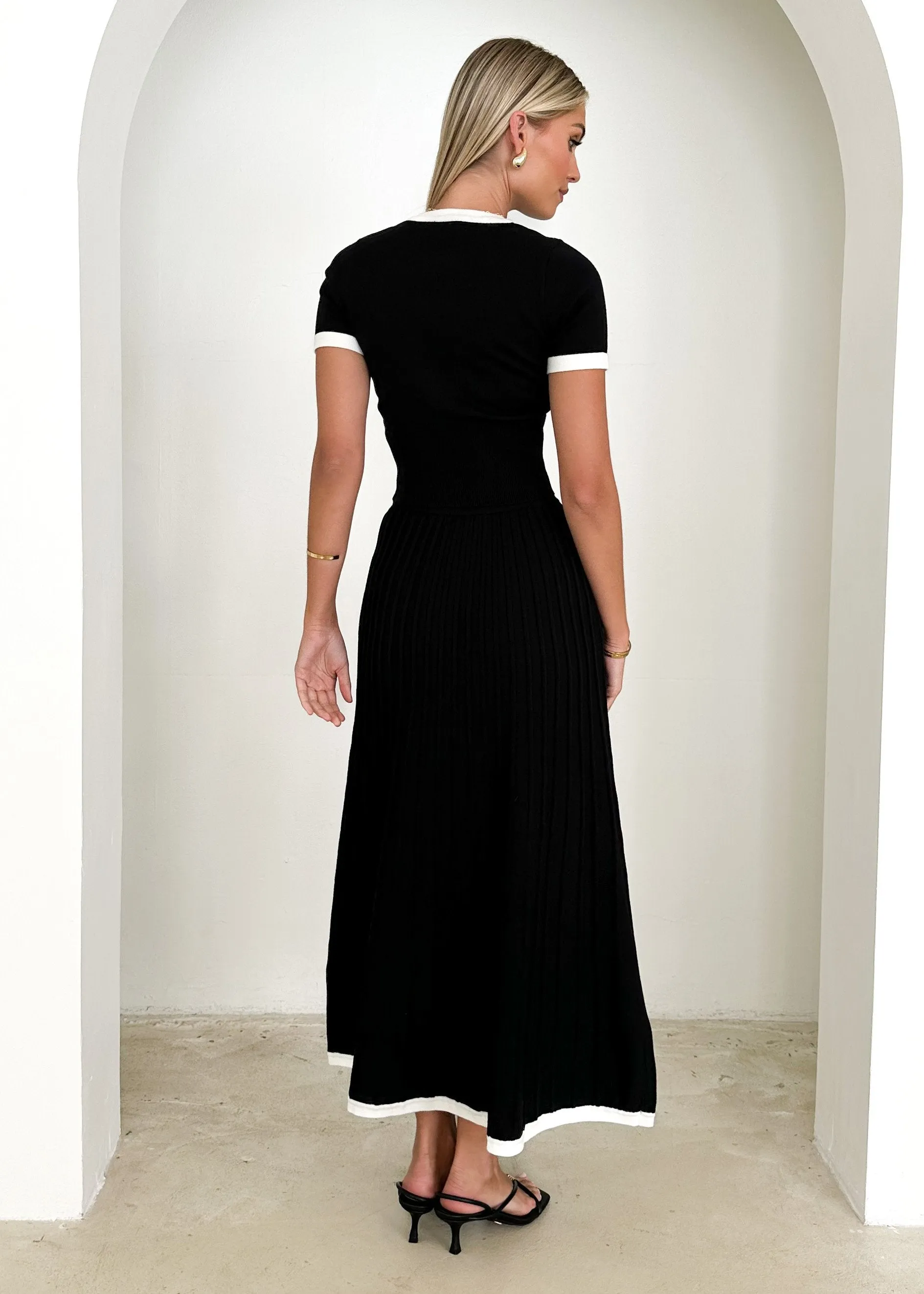 Poista Knit Maxi Skirt - Black sold by Gingham & Heels product image thumbnail 5