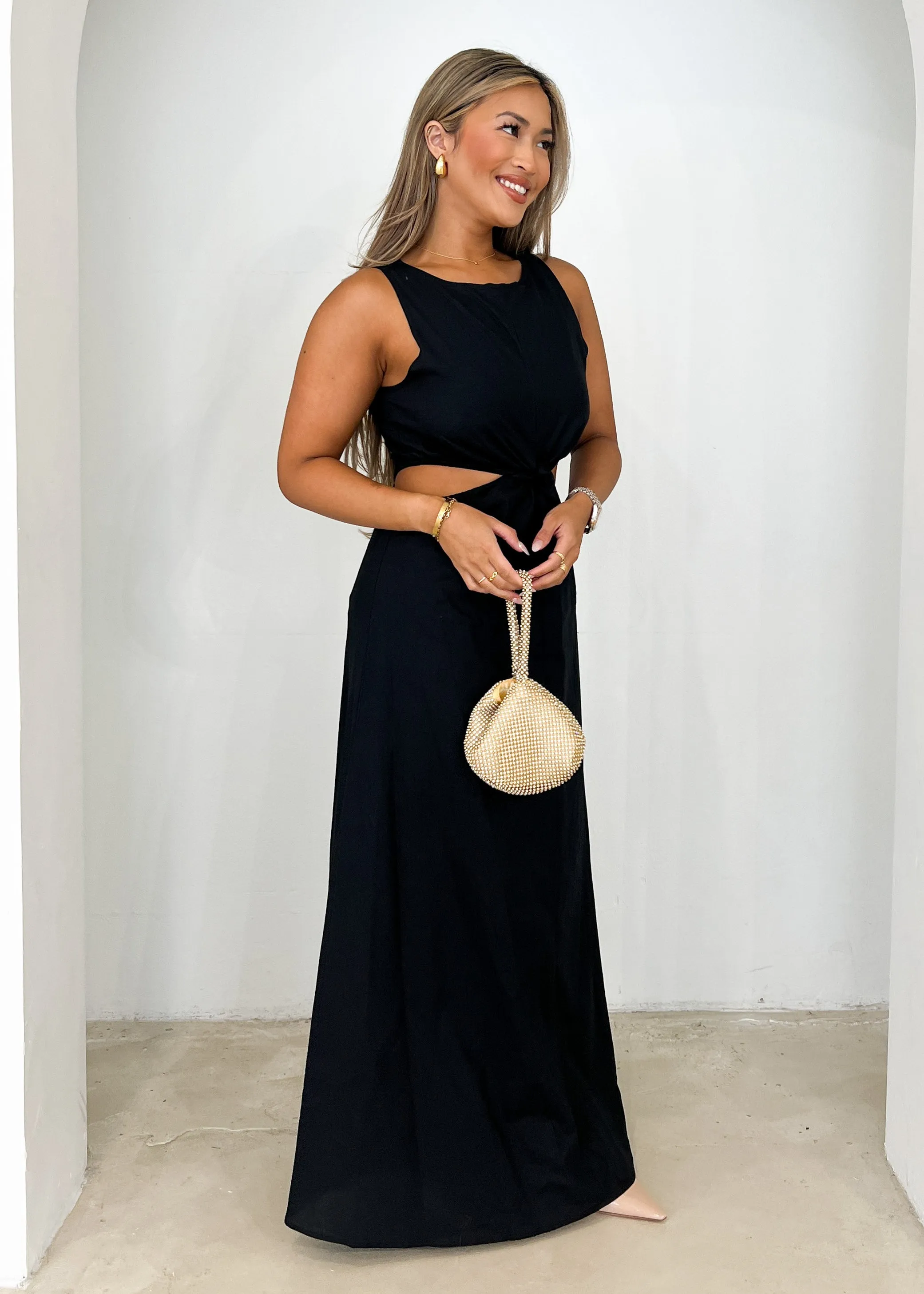 Leaslo Maxi Dress - Black sold by Gingham & Heels product image thumbnail 3