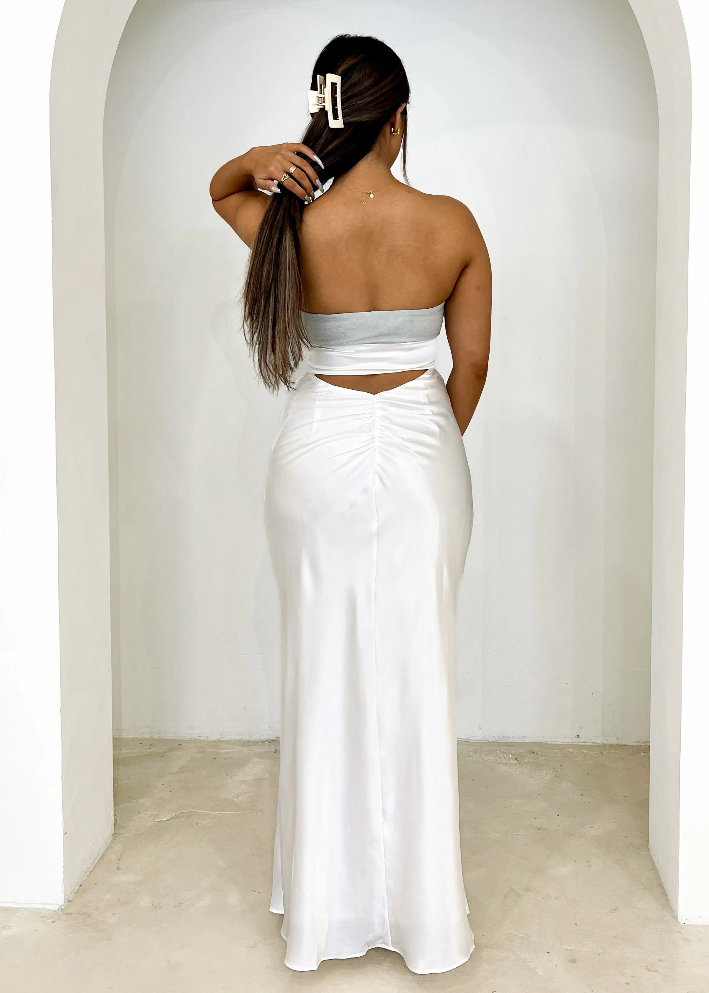 Kallen Strapless Maxi Dress - Off White sold by Gingham & Heels product image thumbnail 5