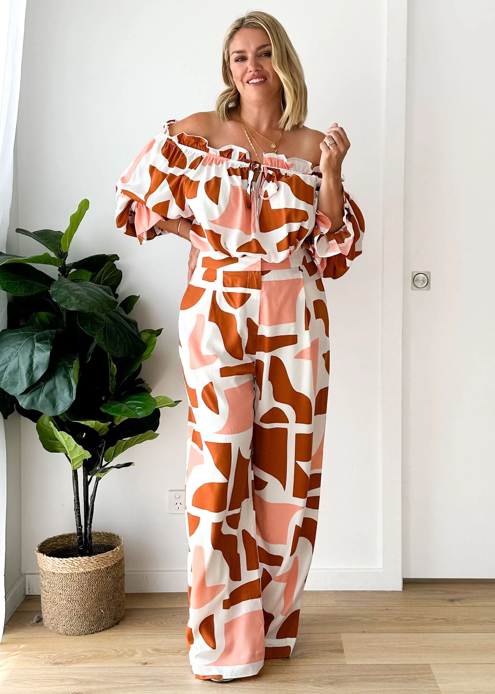 Ninah Off Shoulder Top - Cinnamon Peach sold by Gingham & Heels product image thumbnail 4