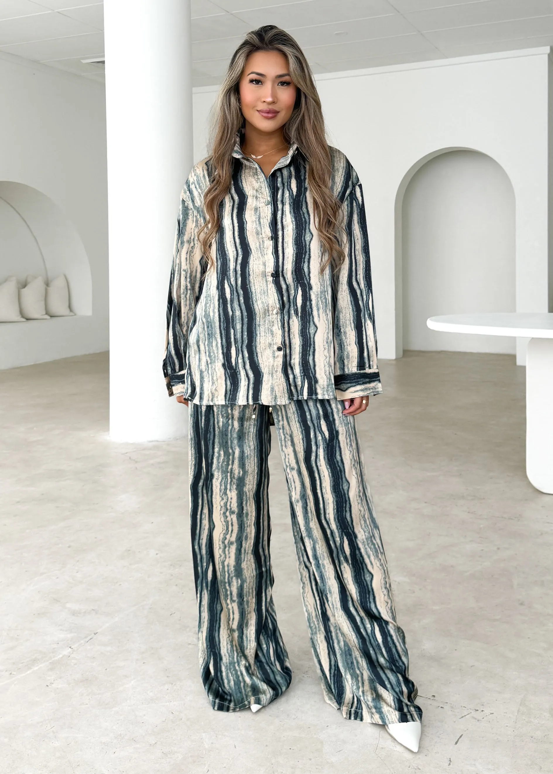 Lanrae Shirt - Teal Multi sold by Gingham & Heels product image thumbnail 2