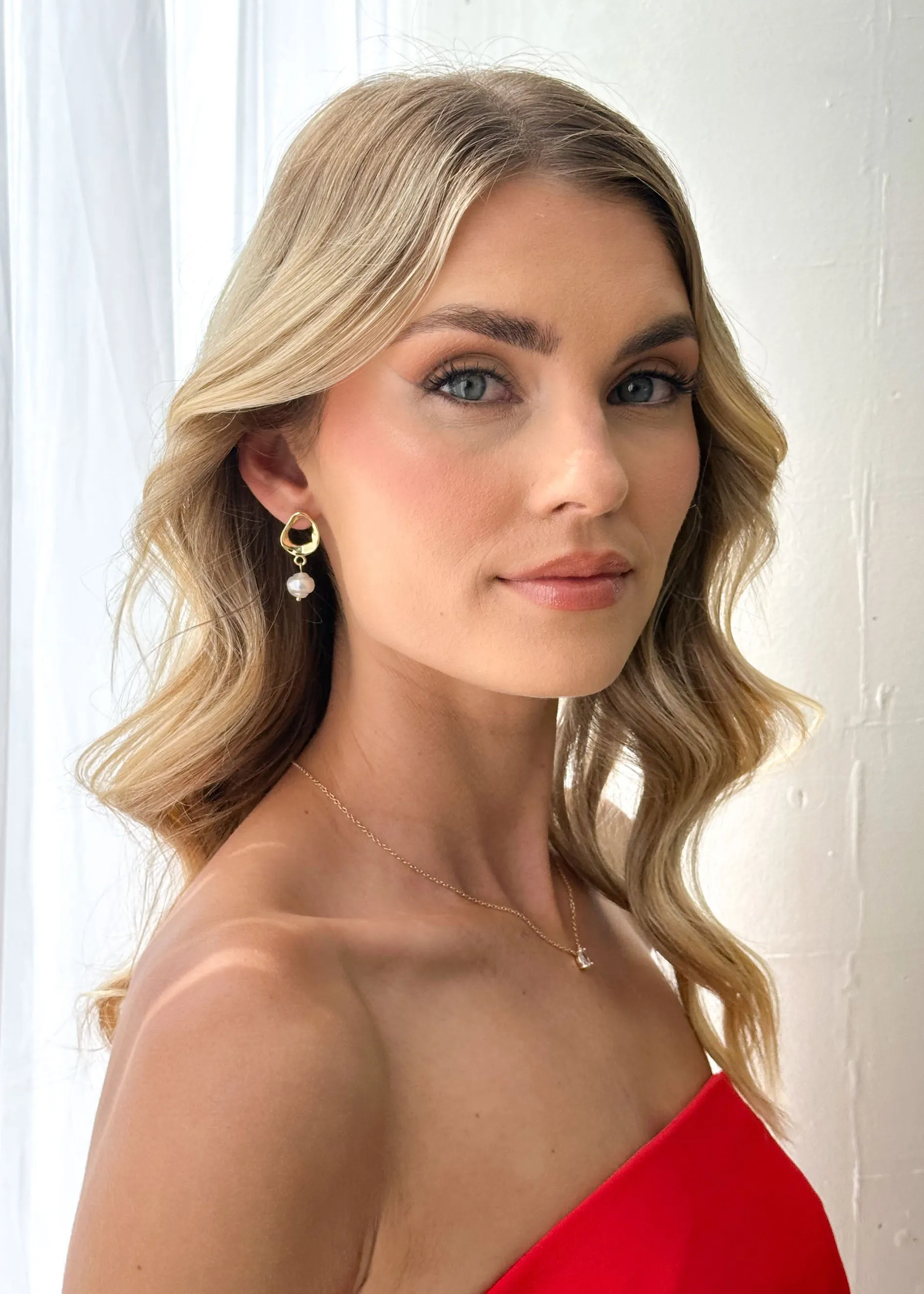 Yelina Pearl Earrings - Gold sold by Gingham & Heels