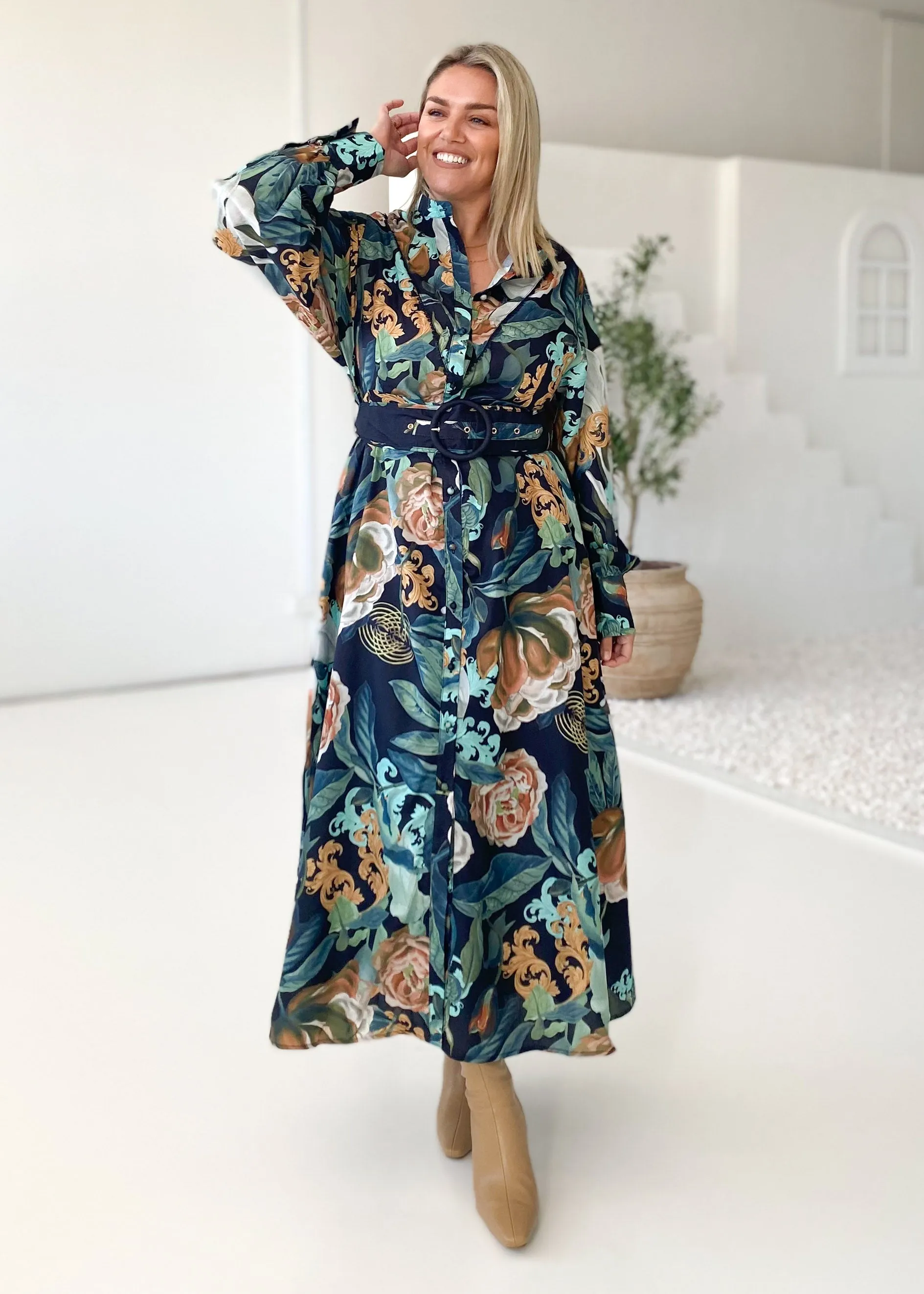 Vanner Maxi Dress - Noir sold by Gingham & Heels product image thumbnail 4