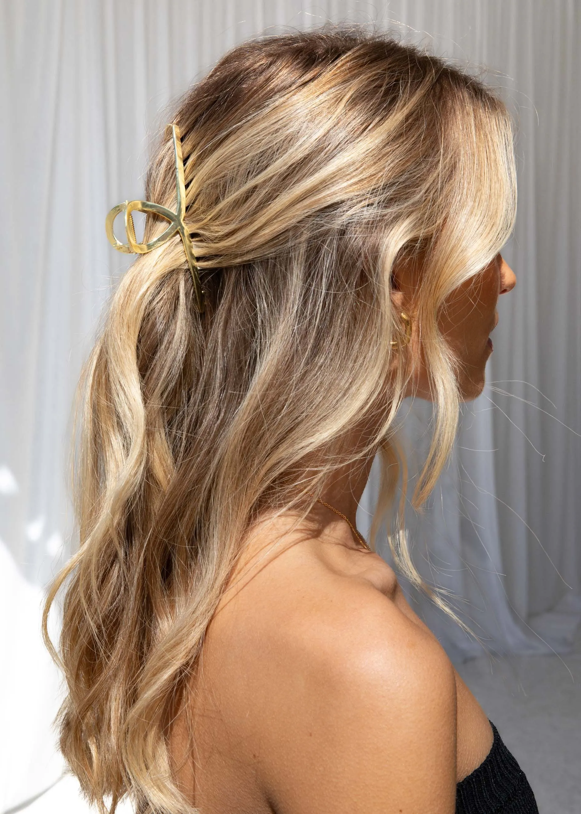 Yalda Claw Clip - Gold sold by Gingham & Heels product image thumbnail 4