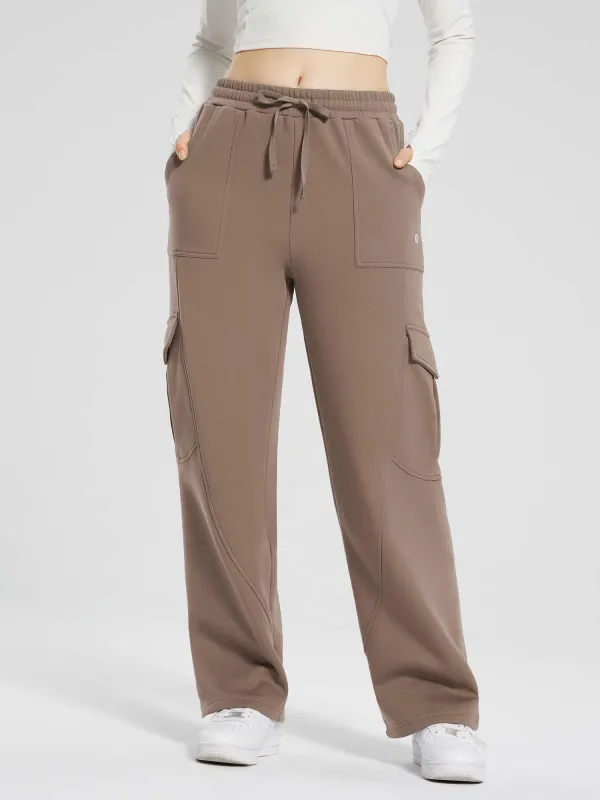 Evergreen Fleece Multi-Pocket Cargo Pants sold by Baleaf