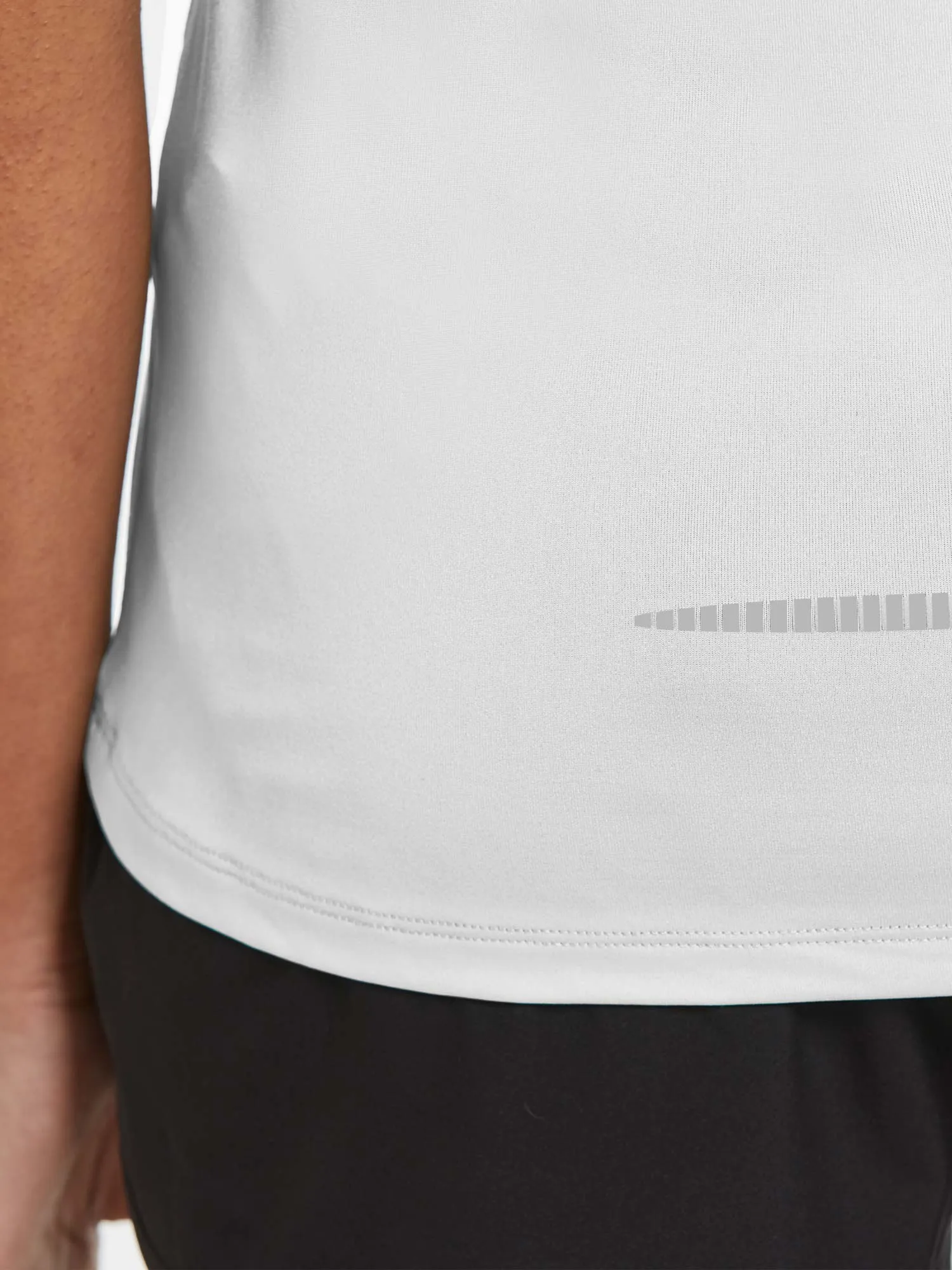 Women's Short Sleeve Running Shirts (2-Pack) sold by Baleaf product image thumbnail 4