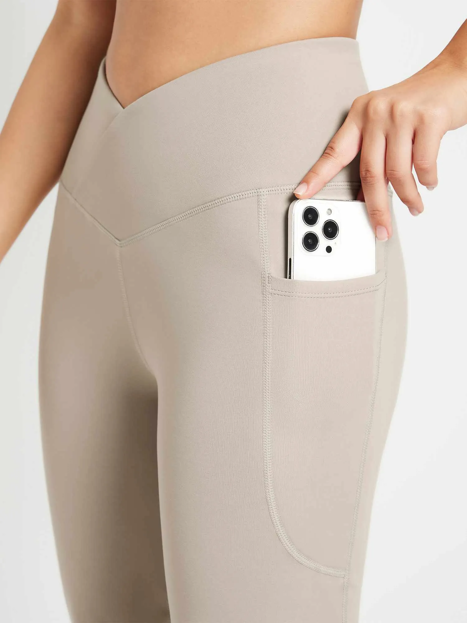 Crossover Waist Fleece Flare Pants sold by Baleaf product image thumbnail 5