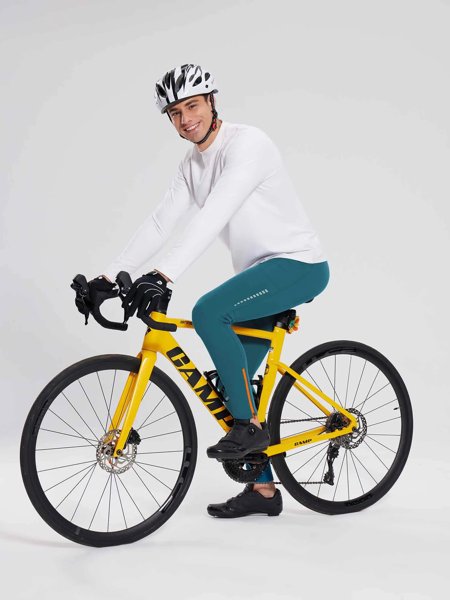 Men's Fleece-Lined Running Tights sold by Baleaf product image thumbnail 2