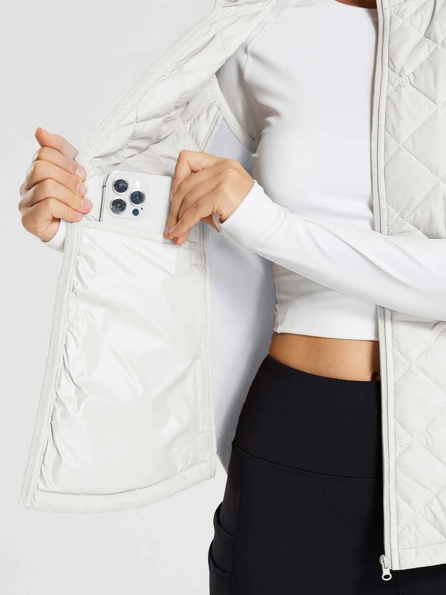 Women's Quilted Insulated Golf Vest sold by Baleaf product image thumbnail 2