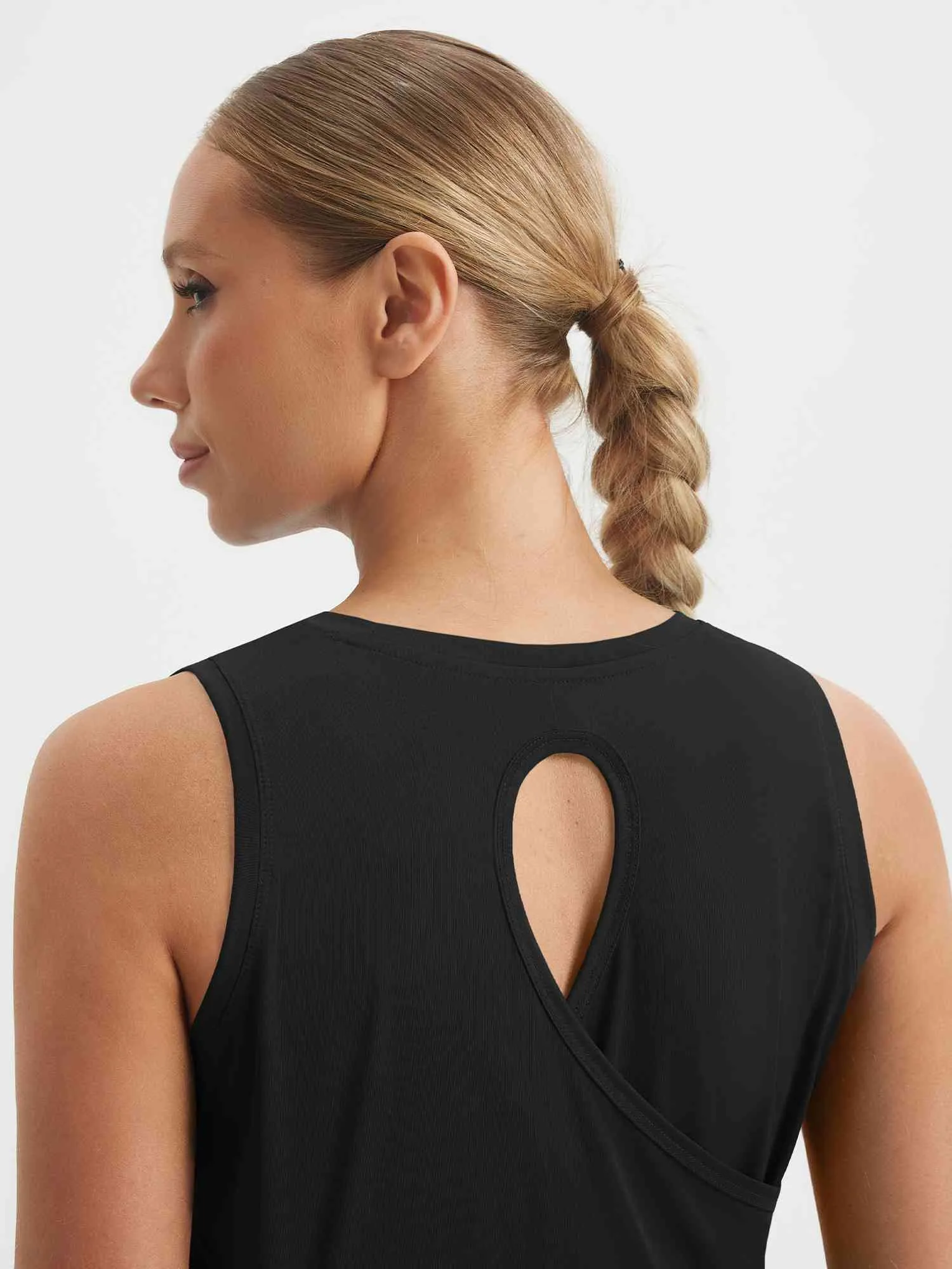 Baleaf Open Back UPF 50+ Tank Top sold by Baleaf product image thumbnail 5