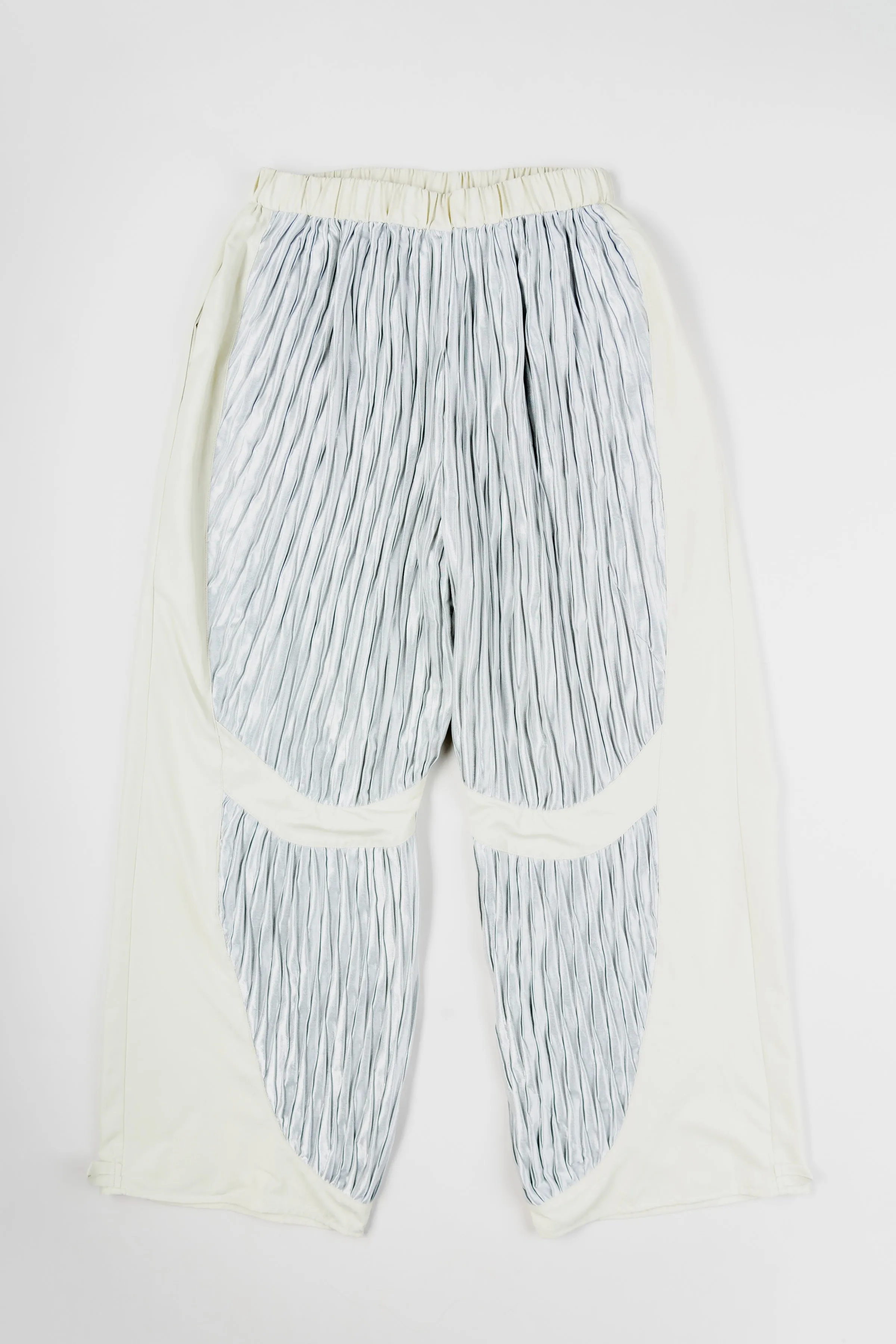 BOUNDLESS PANT / FW25 sold by Nin Studio product image thumbnail 3