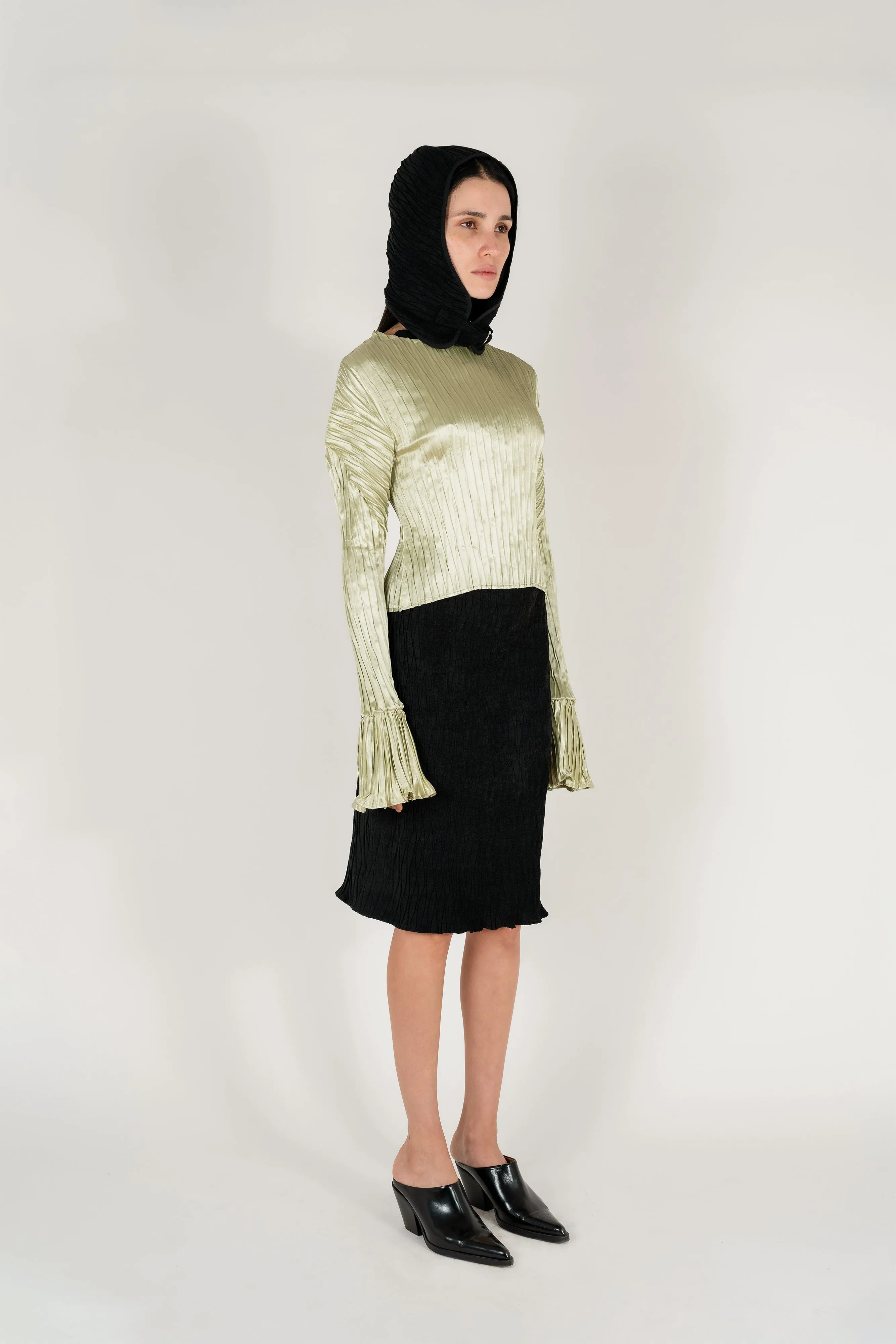 SIMPLE PLEATED TOP / FW25 sold by Nin Studio product image thumbnail 4