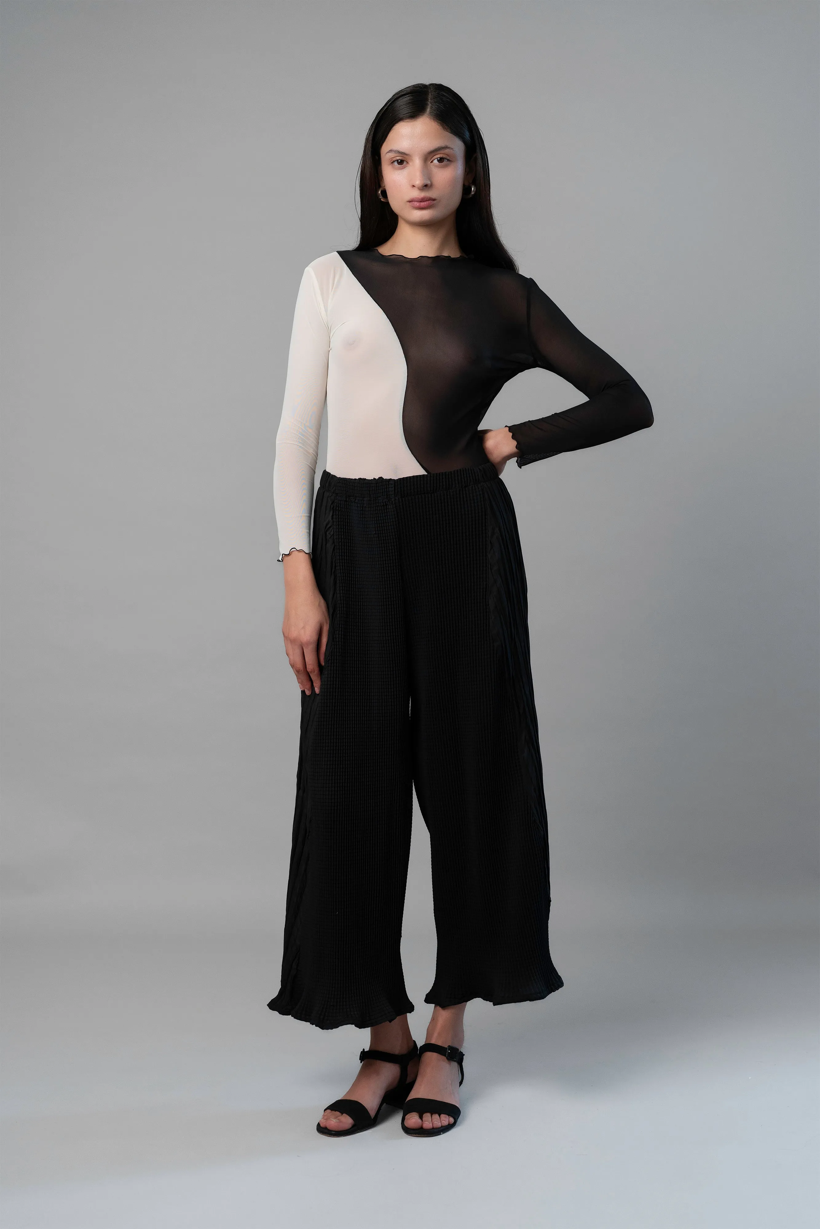 SWIRL TOP sold by Nin Studio