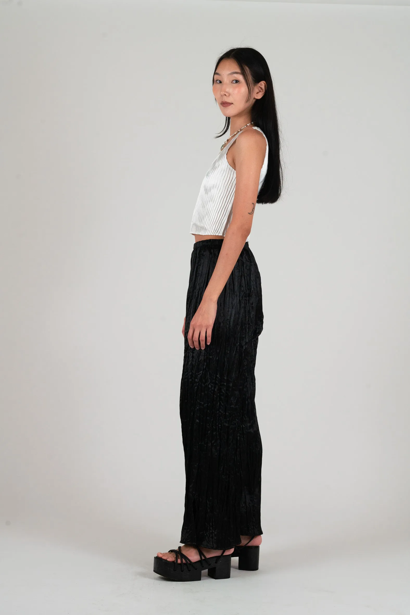 LOW TANK SS25 sold by Nin Studio product image thumbnail 4