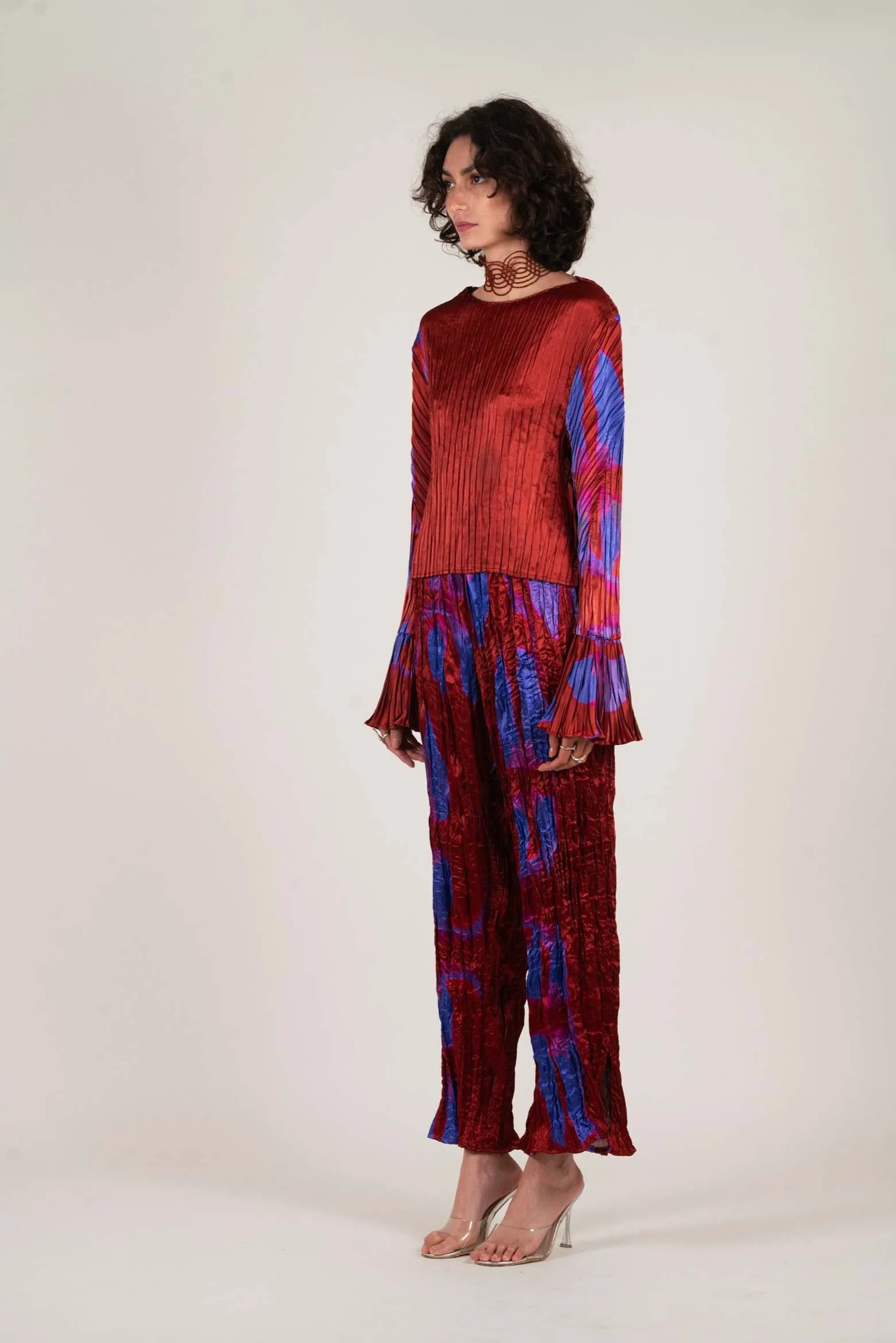 SIMPLE PLEATED TOP SS25 PRINTED sold by Nin Studio product image thumbnail 2