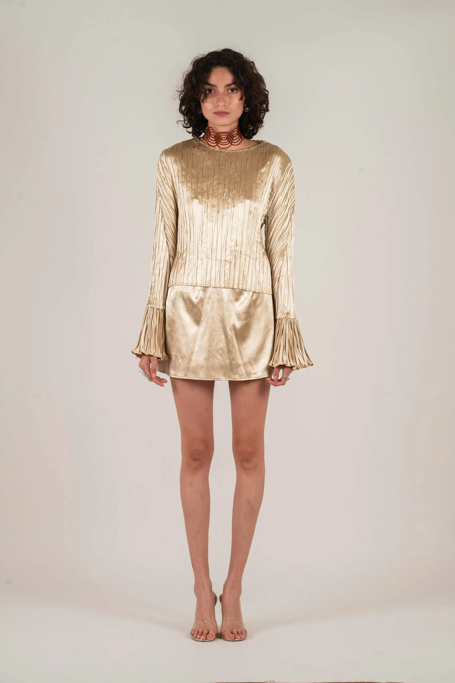 SIMPLE PLEATED TOP SS25 sold by Nin Studio product image thumbnail 3