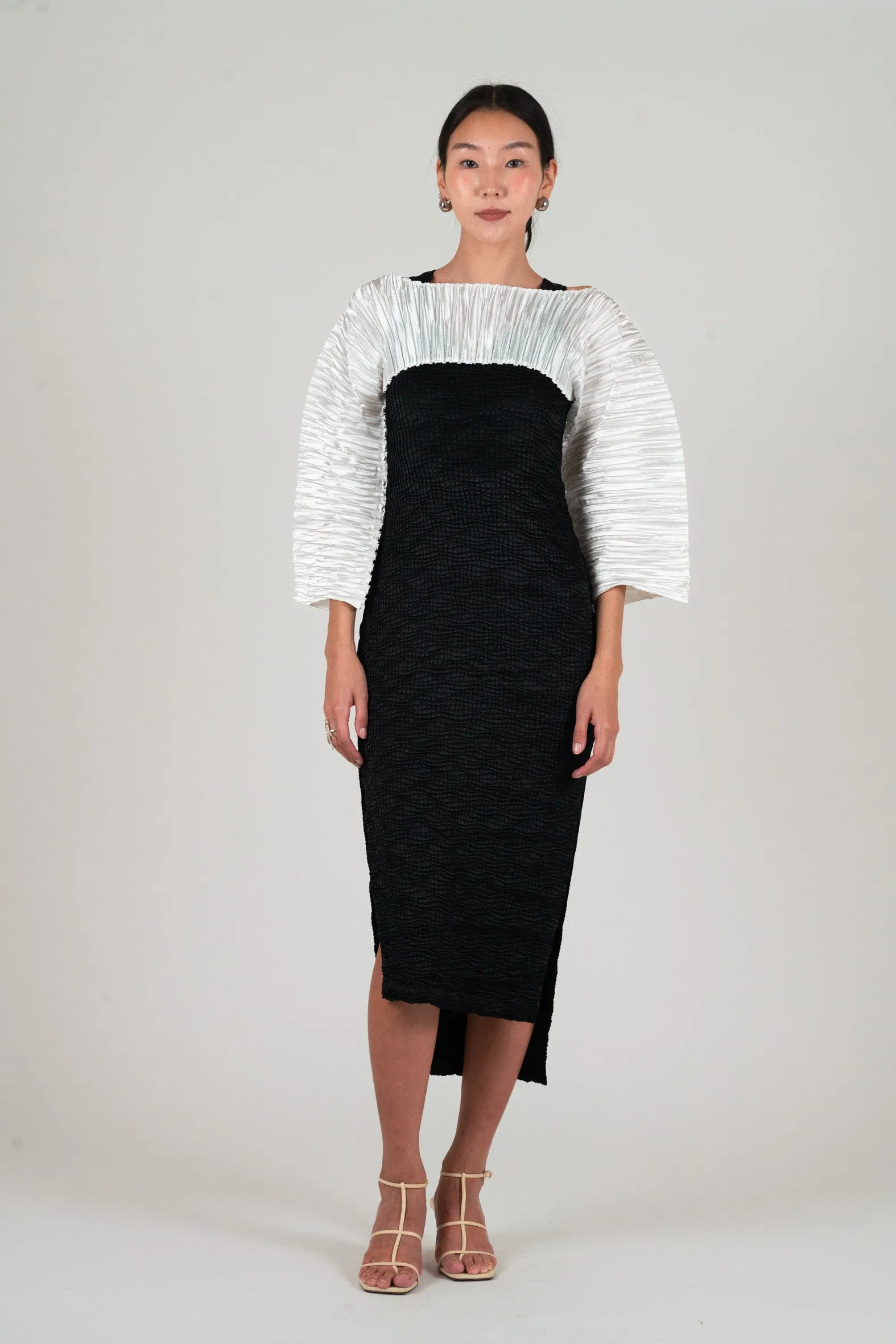 CHI TOP SS25 sold by Nin Studio product image thumbnail 3