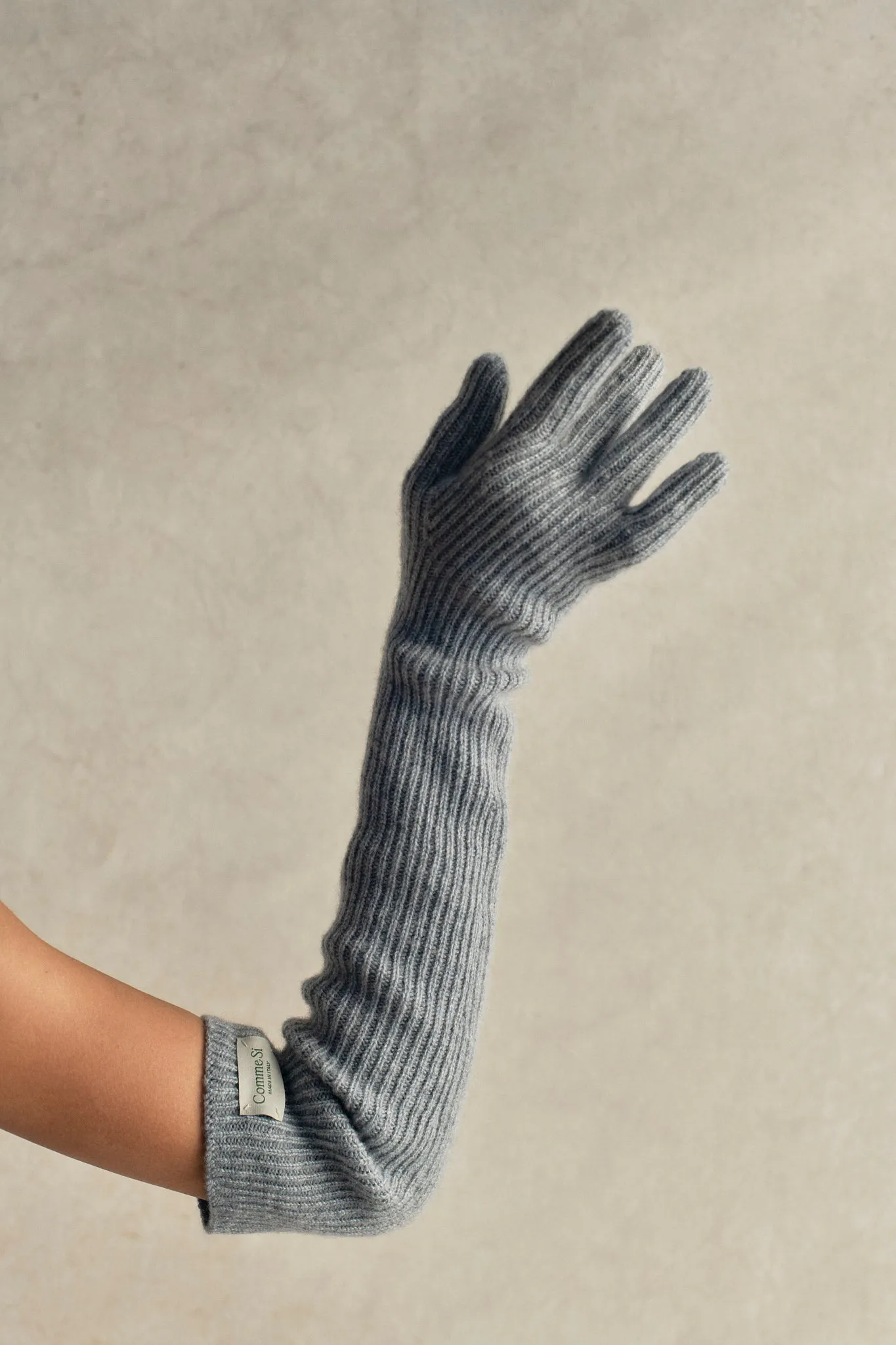 The Cashmere Glove, Long sold by Comme Si product image thumbnail 2