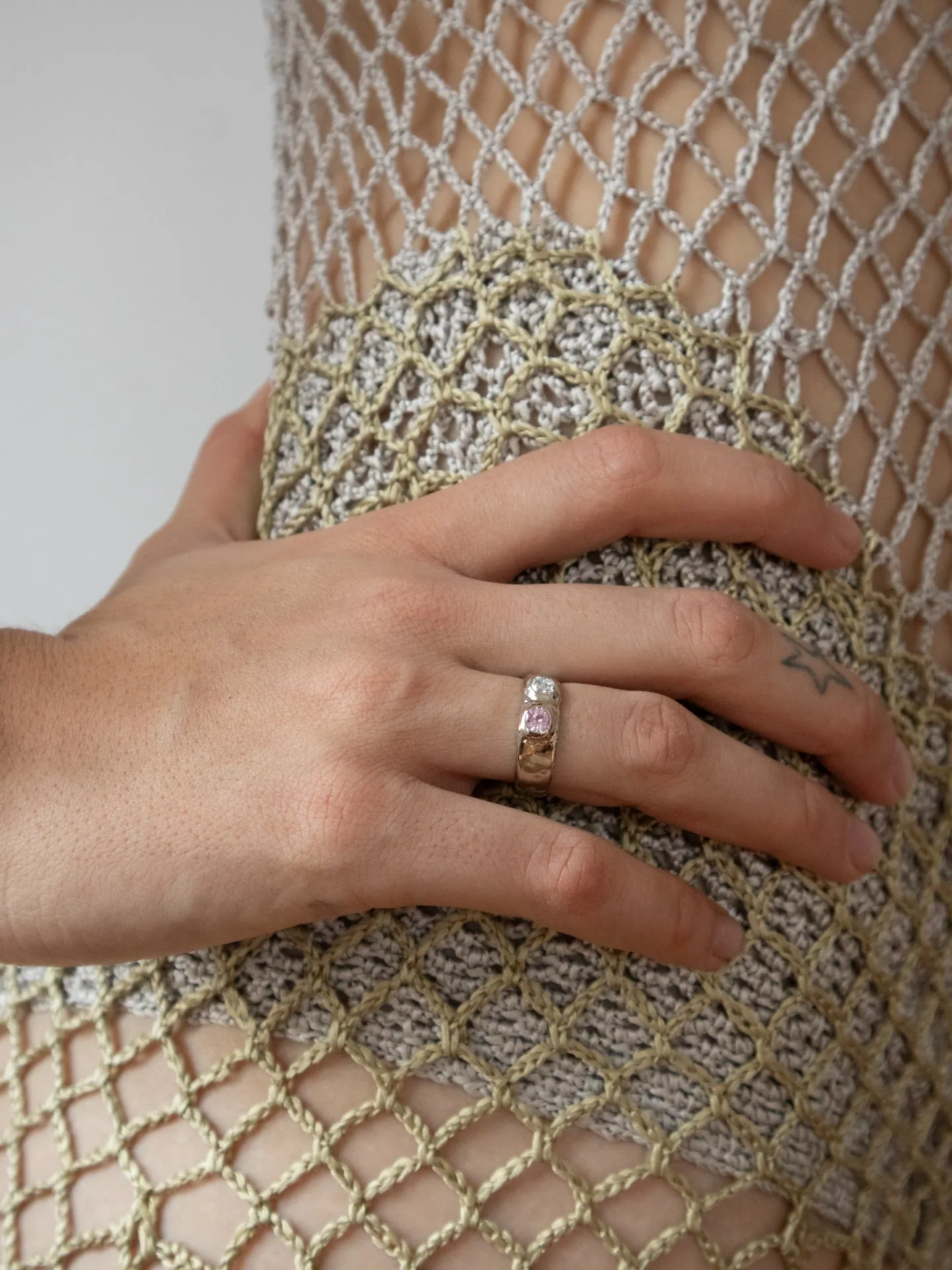 Felt Ring Divine in White Gold - Diamond & Pink Sapphire sold by Mondo Mondo product image thumbnail 2