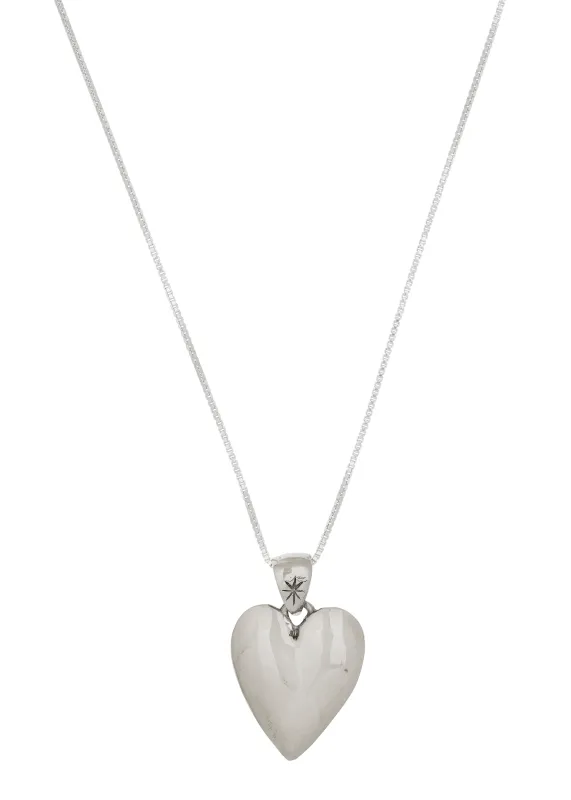 Heart Necklace in Sterling Silver made by Mondo Mondo
