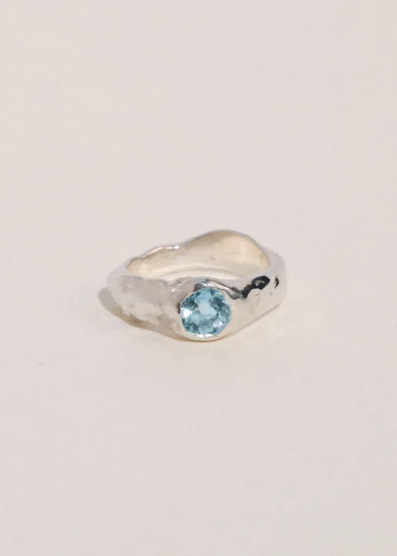 Zap Ring in Sterling Silver - Blue Topaz made by Mondo Mondo