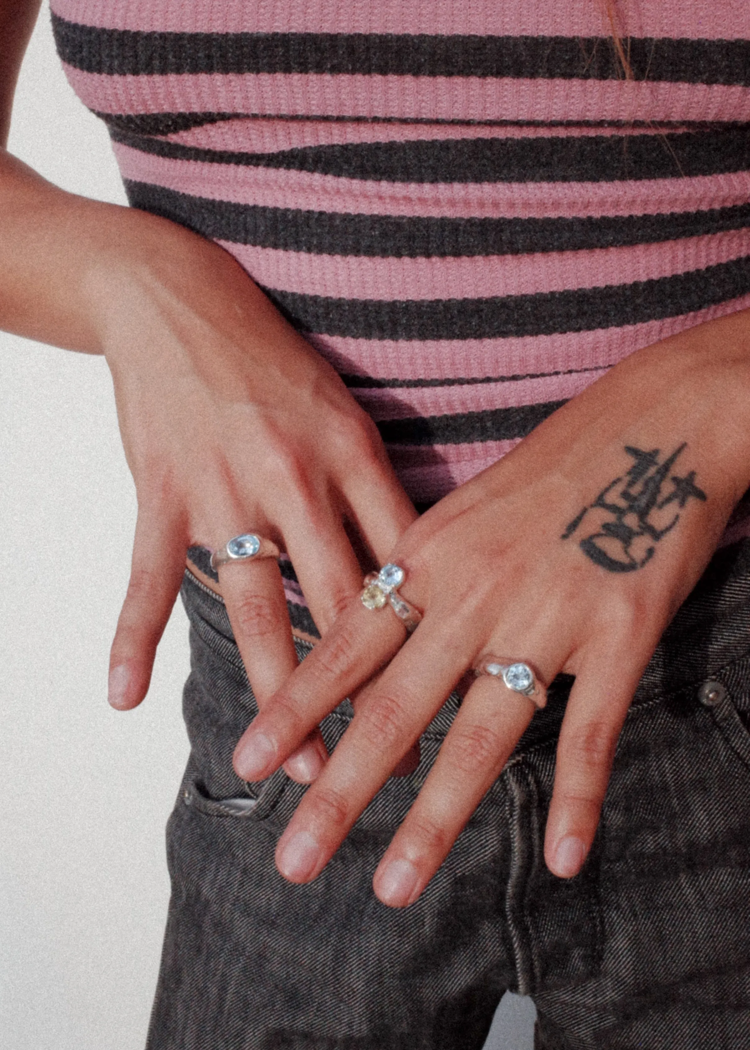 Kiss Ring in Sterling Silver sold by Mondo Mondo product image thumbnail 4