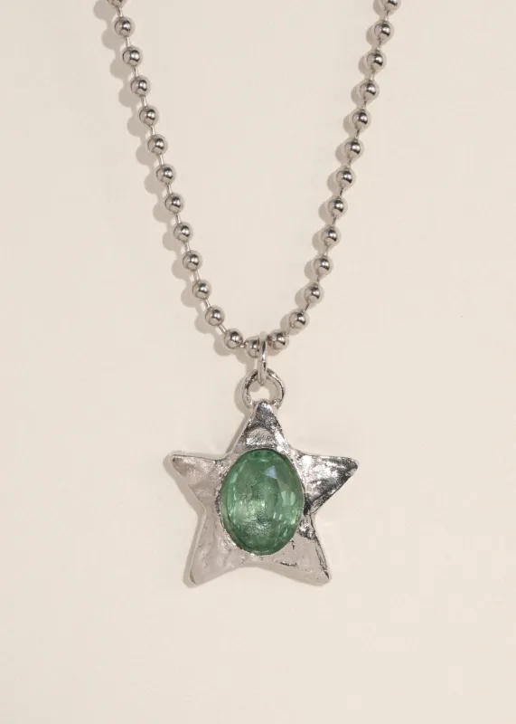Star Pacha Necklace in Silver - Peridot made by Mondo Mondo