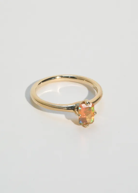 Archive Guinevere Ring - Opal made by Mondo Mondo