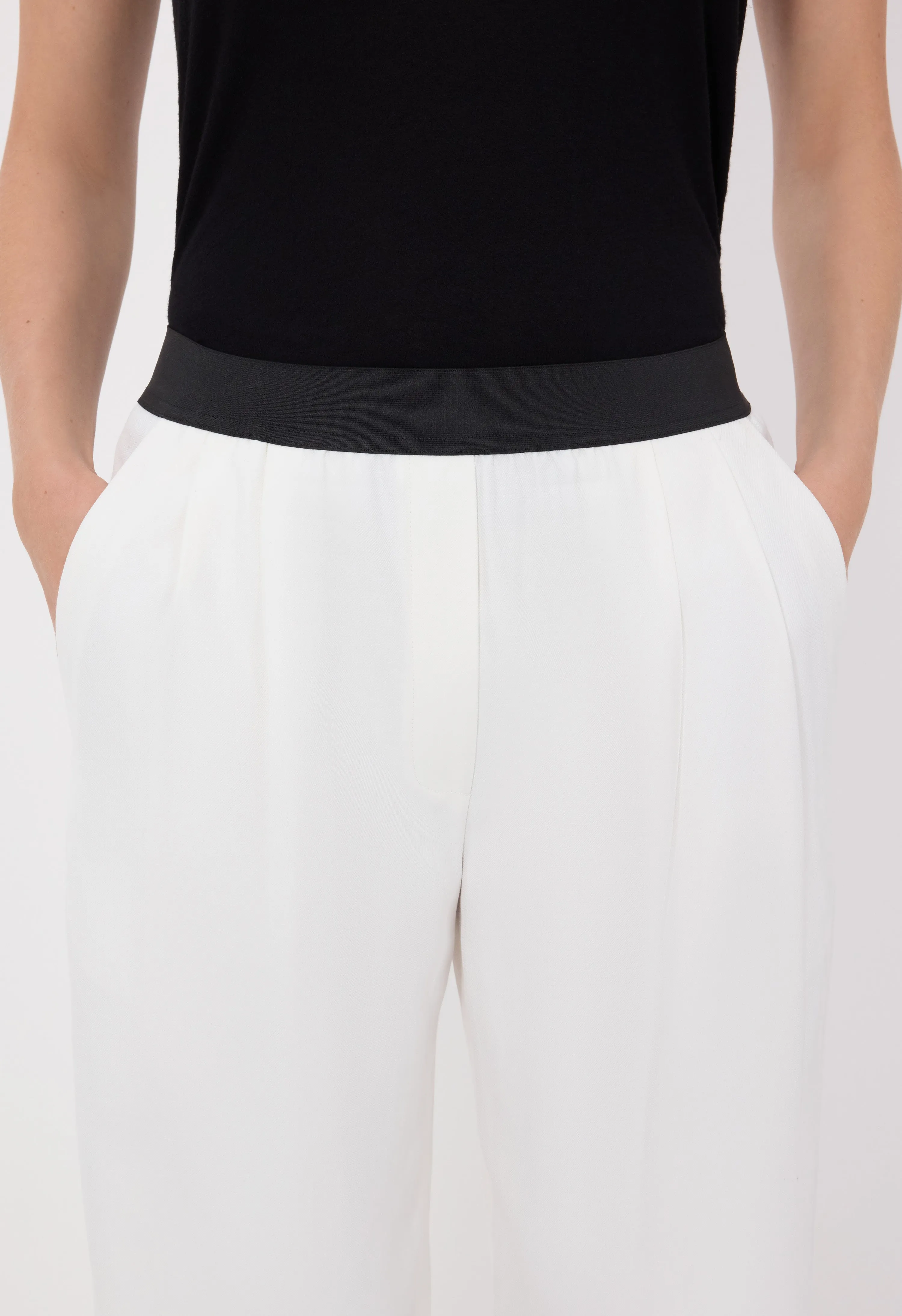 TAKAROA LDS Elasticated waistband trousers sold by Loulou De Saison product image thumbnail 4