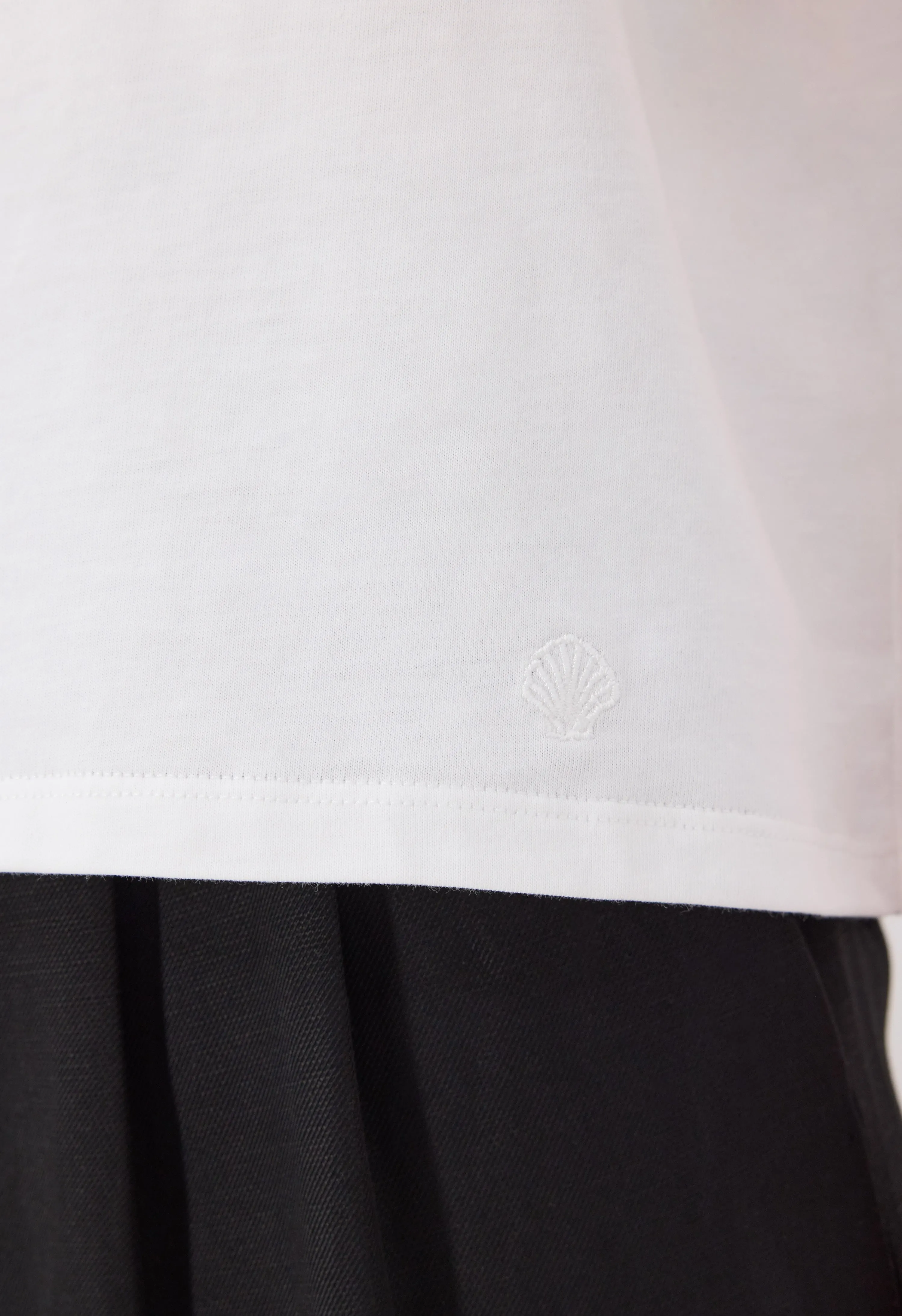 TELANTO LDS Boxy fit T-shirt sold by Loulou De Saison product image thumbnail 4