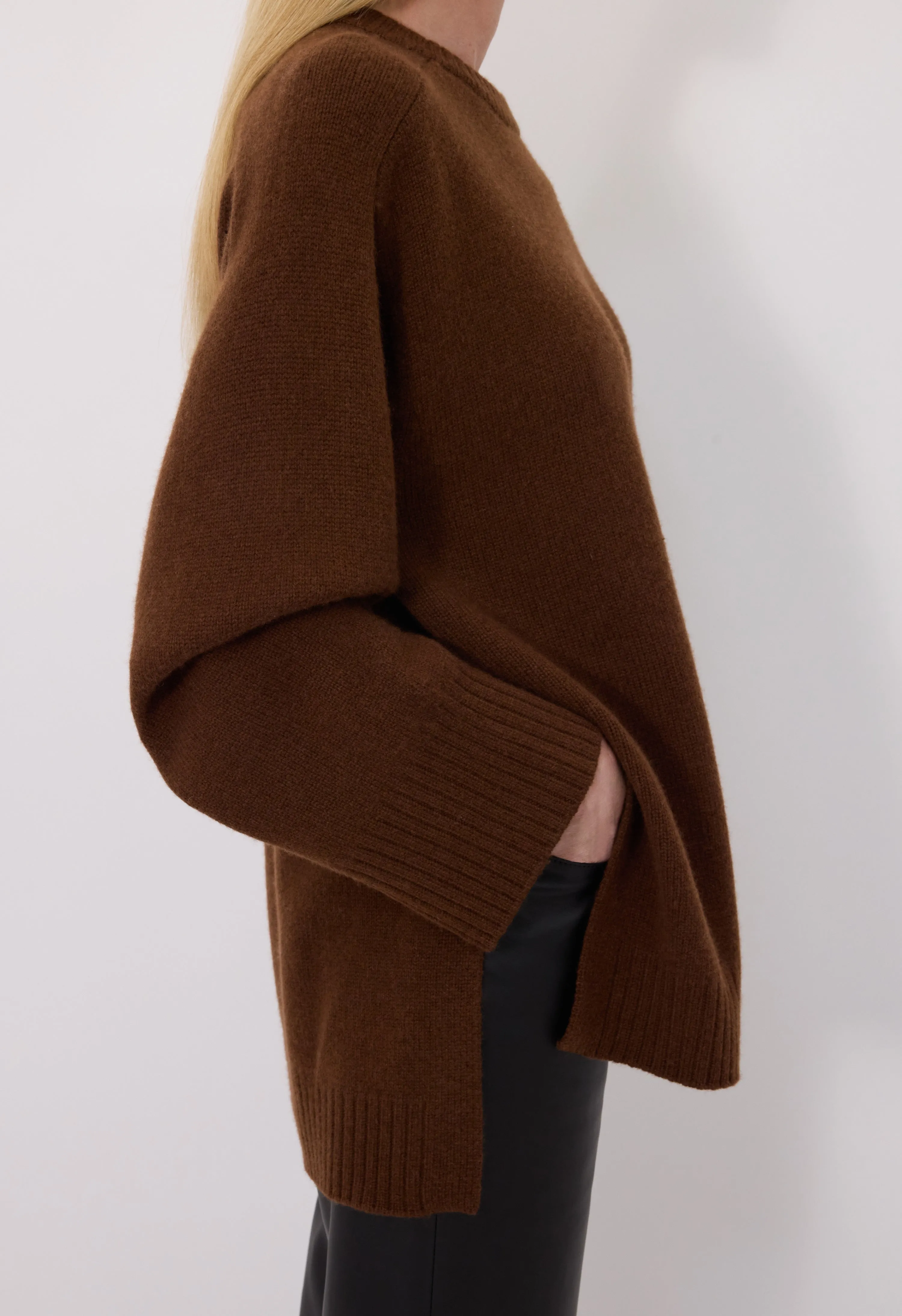 SAFI LDS Cashmere blend sweater sold by Loulou De Saison product image thumbnail 4