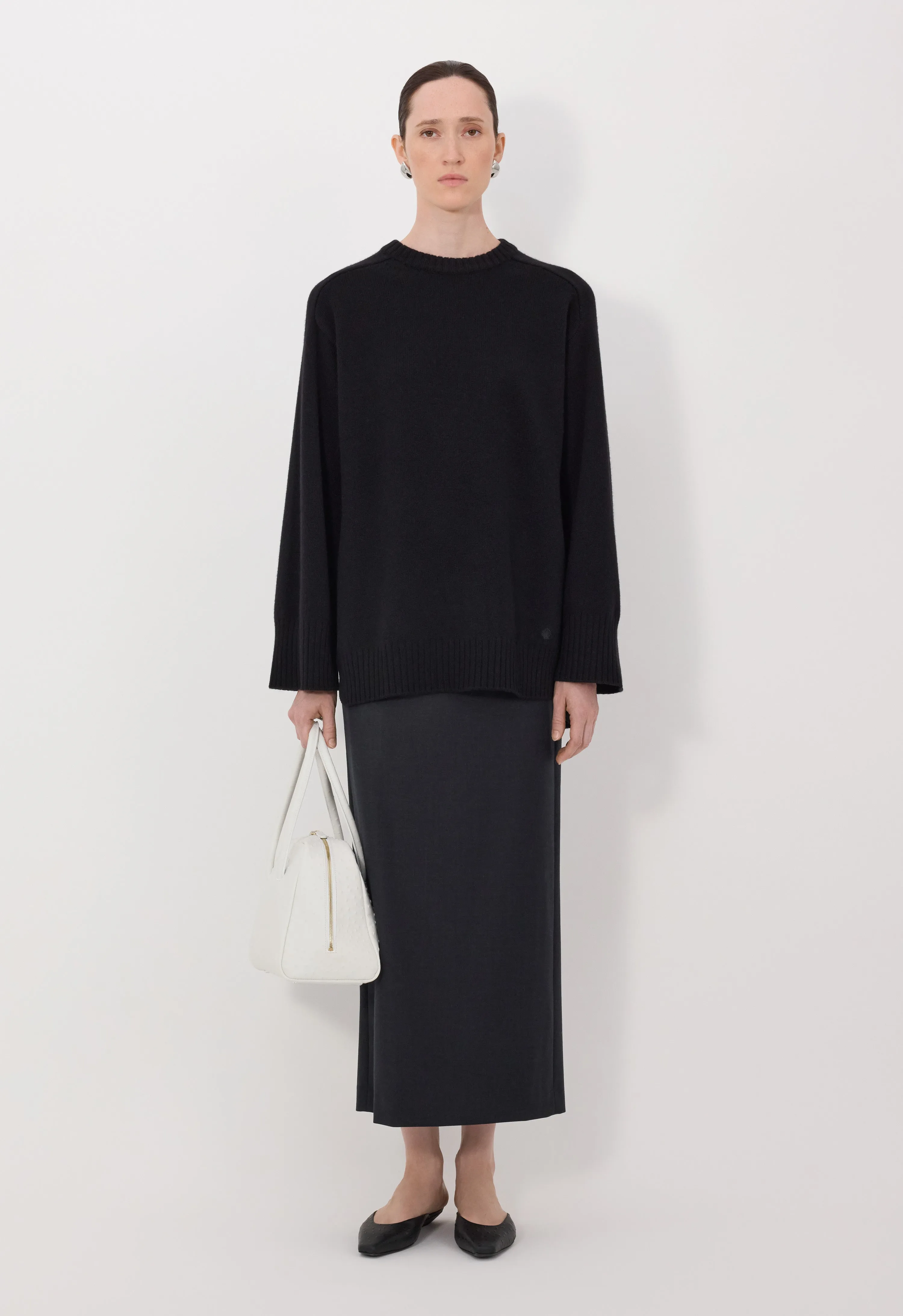 SAFI LDS Long cashmere sweater sold by Loulou De Saison