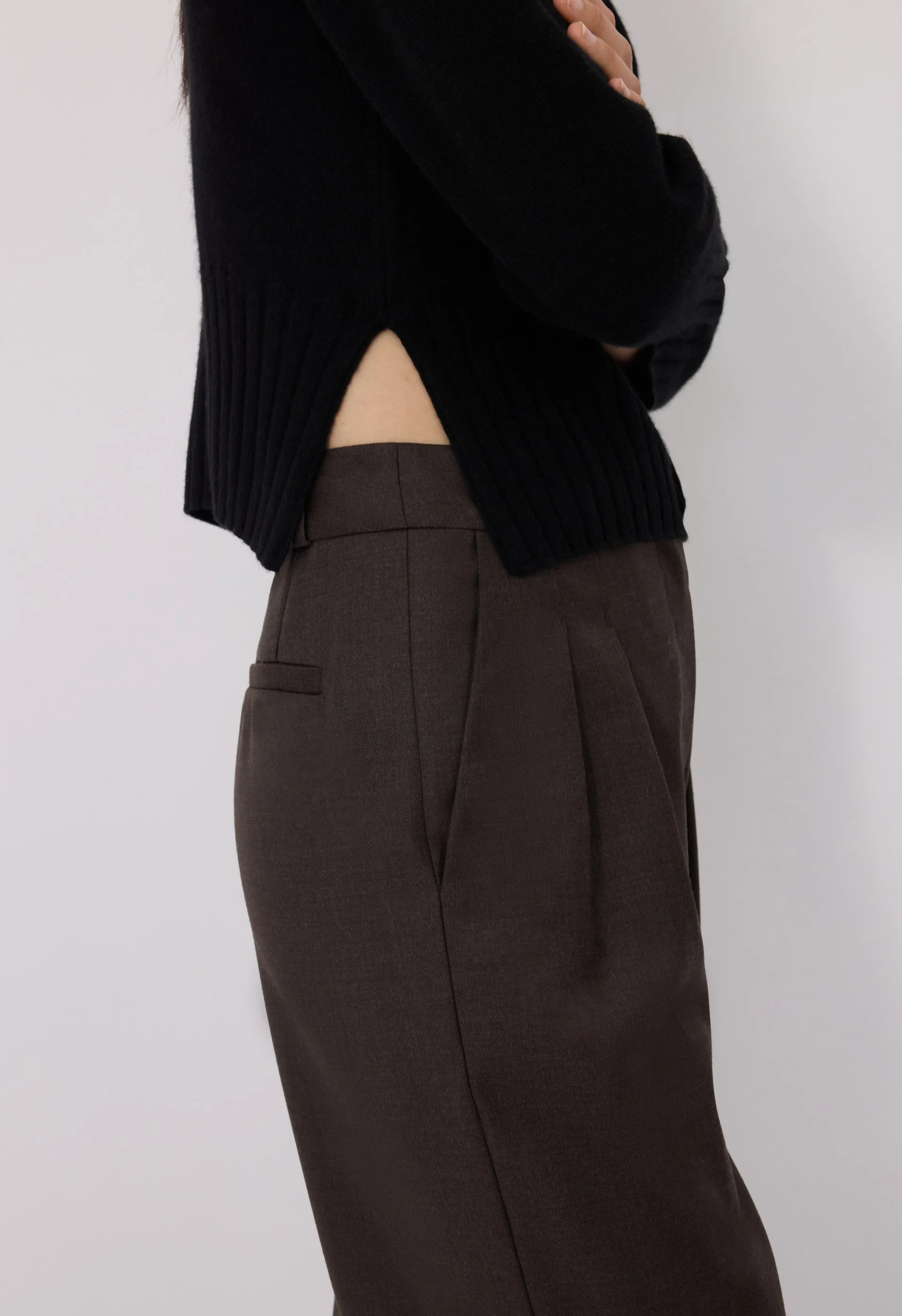 MORA LDS Cropped cashmere sweater sold by Loulou De Saison product image thumbnail 4
